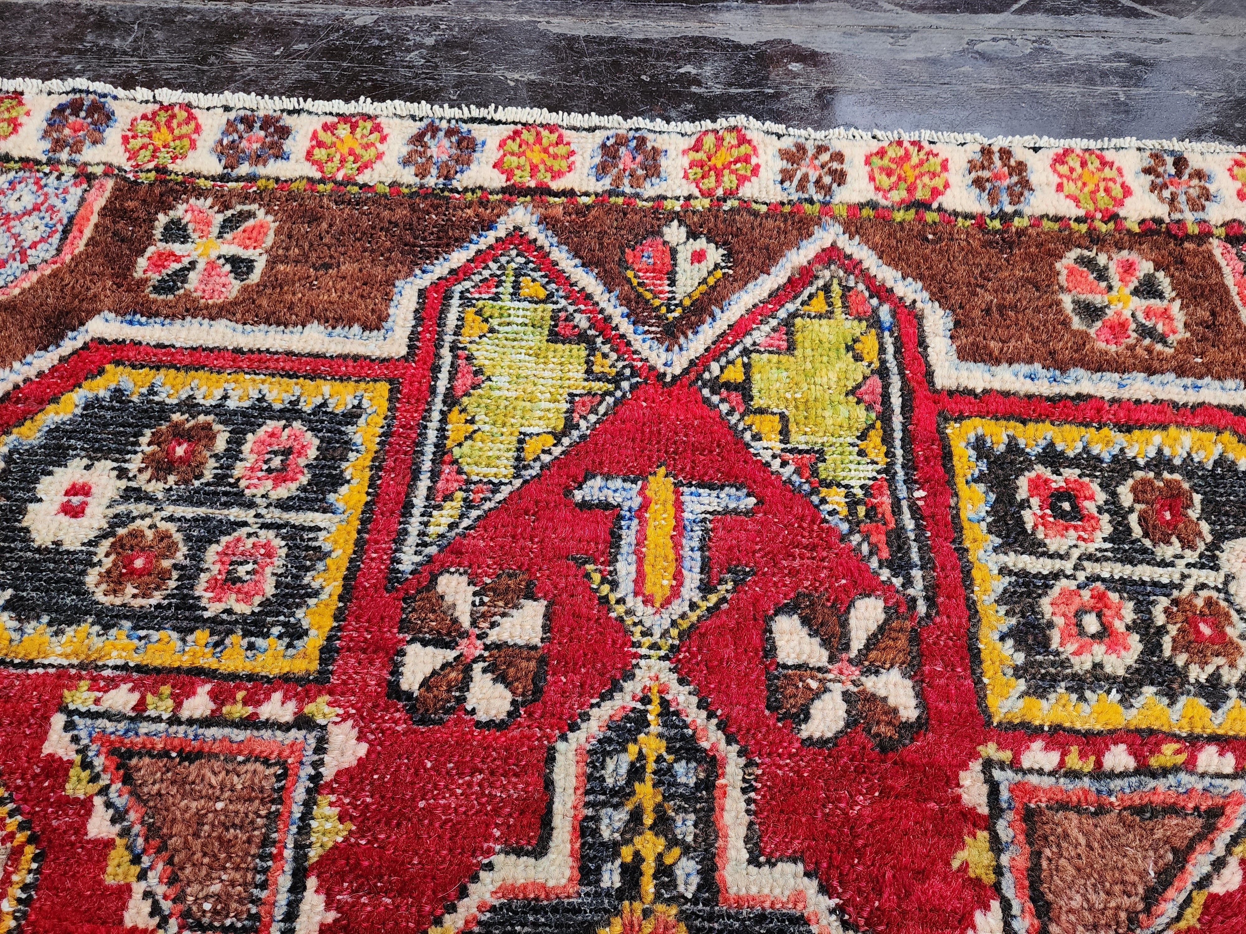antique Anatolian Wool Small Rug — border pattern