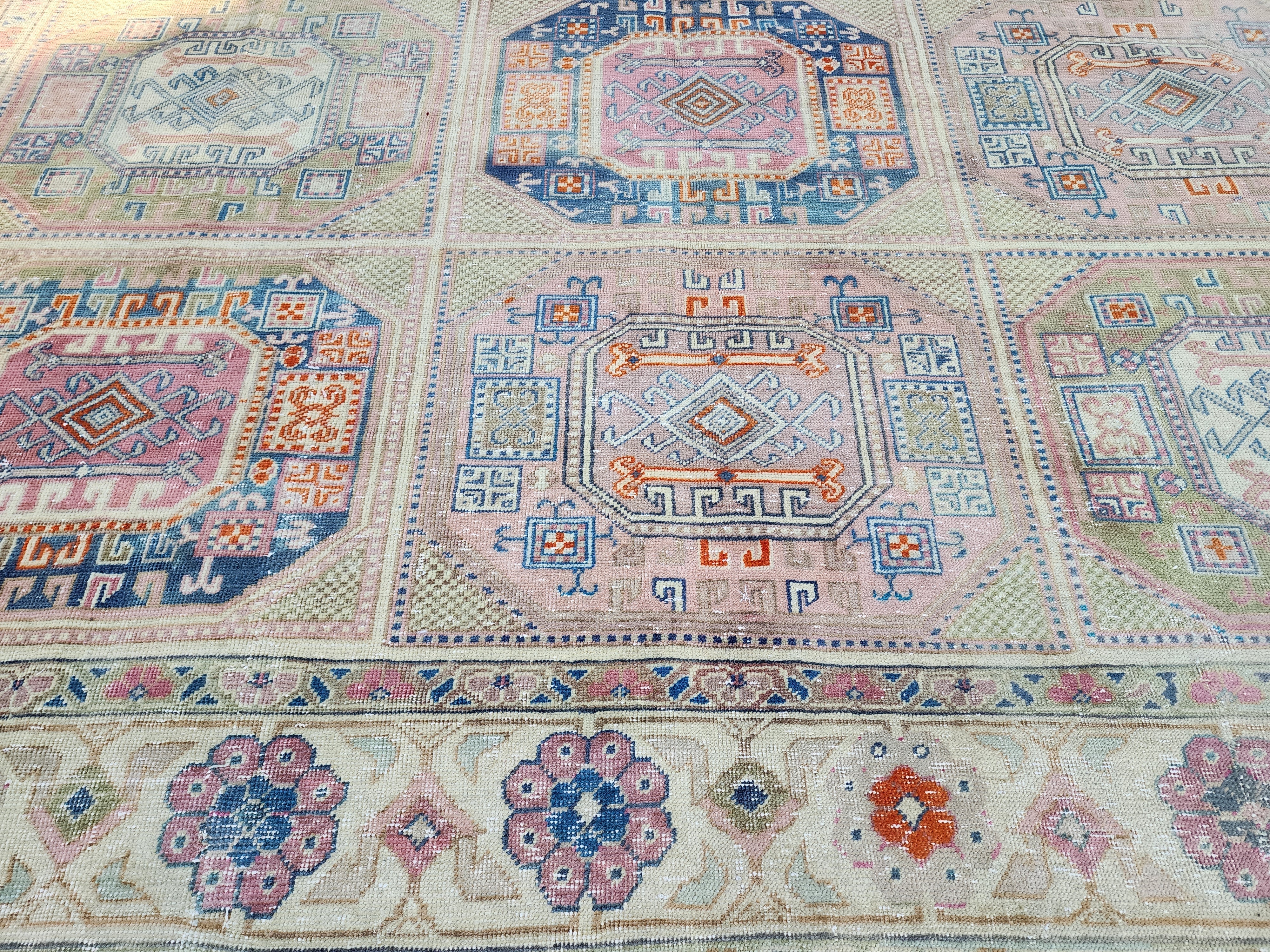 vintage Kayseri Large Area Rug — edge weave