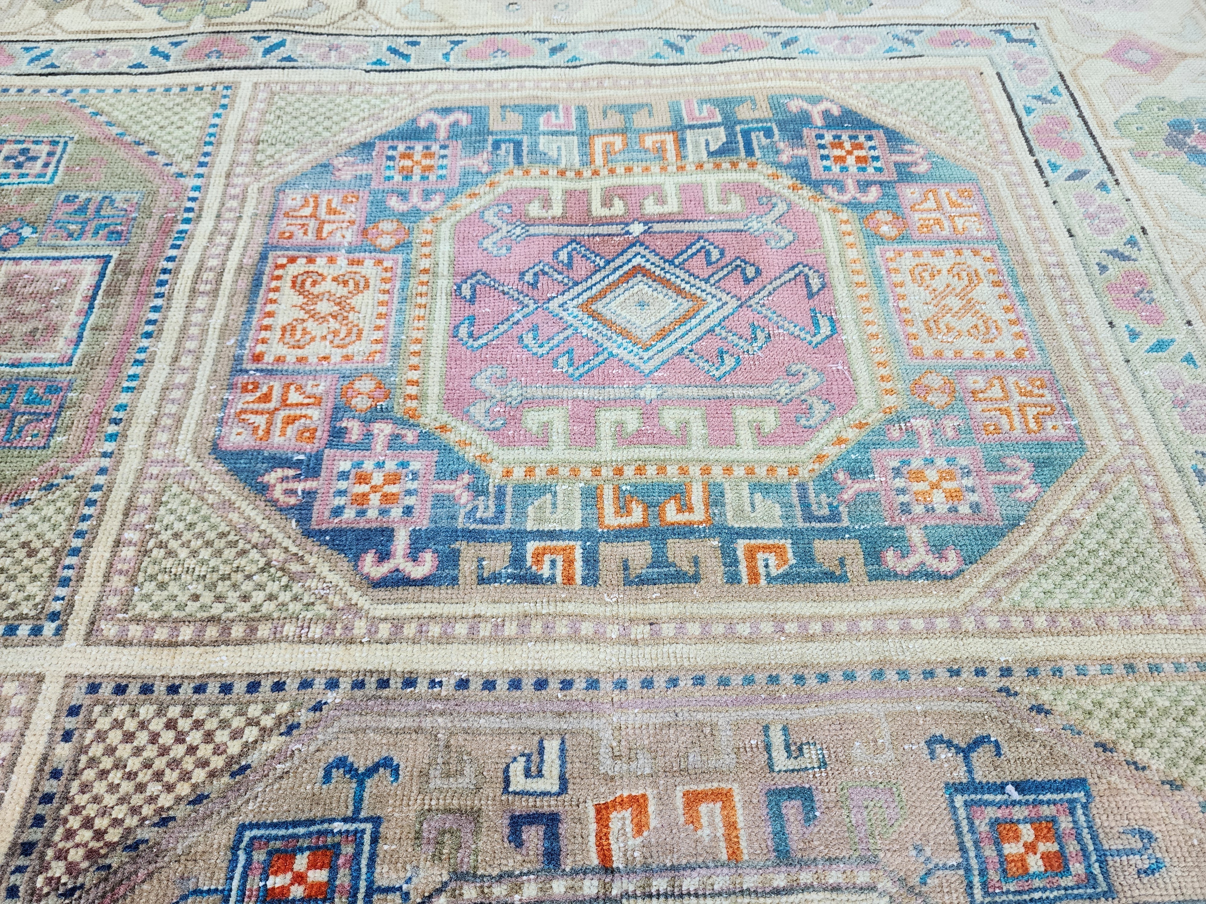 vintage Kayseri Large Area Rug — colour close-up