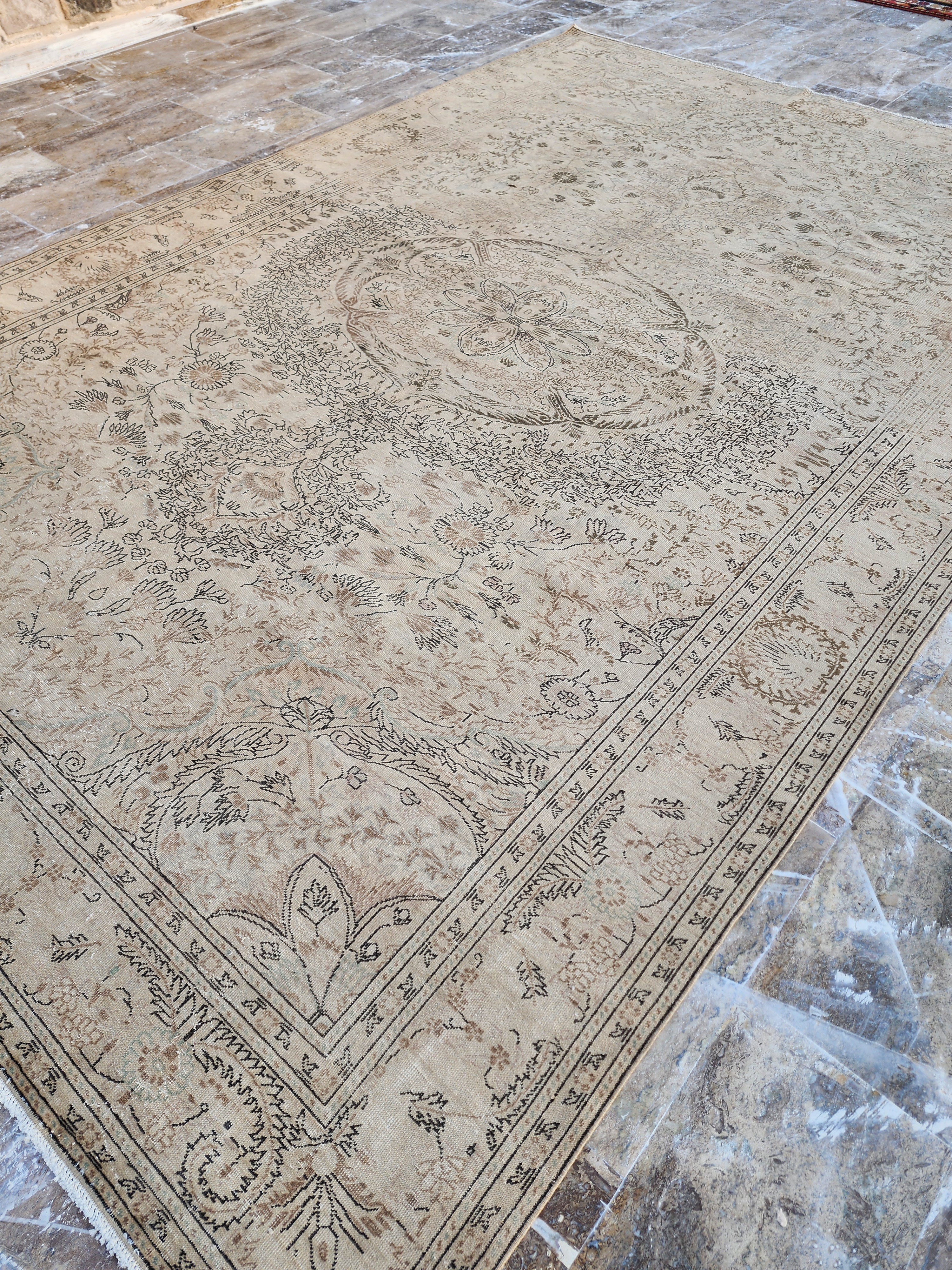 vintage Anatolian Large Area Rug — pattern close-up