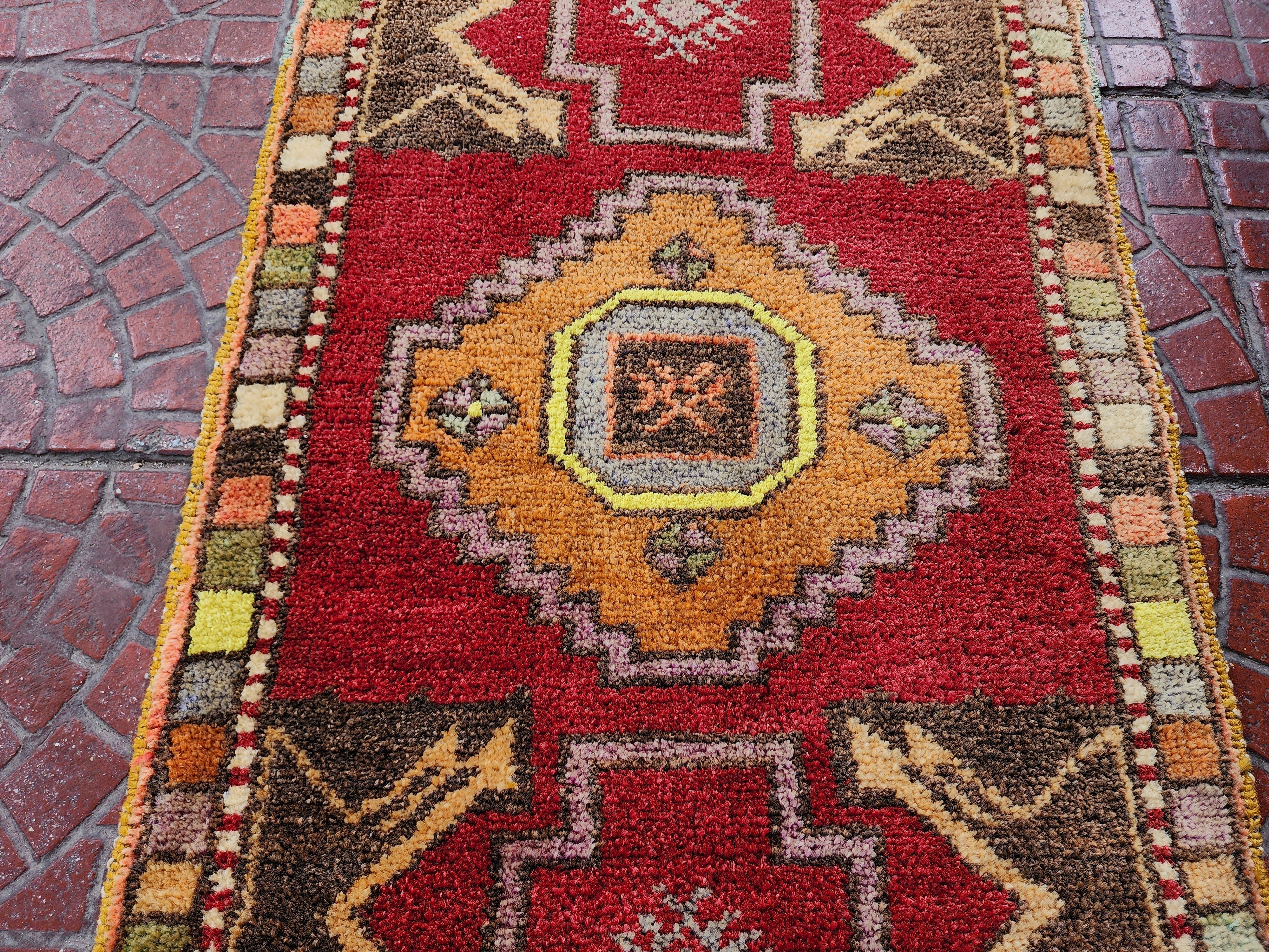 vintage Anatolian Small Rug — pattern close-up