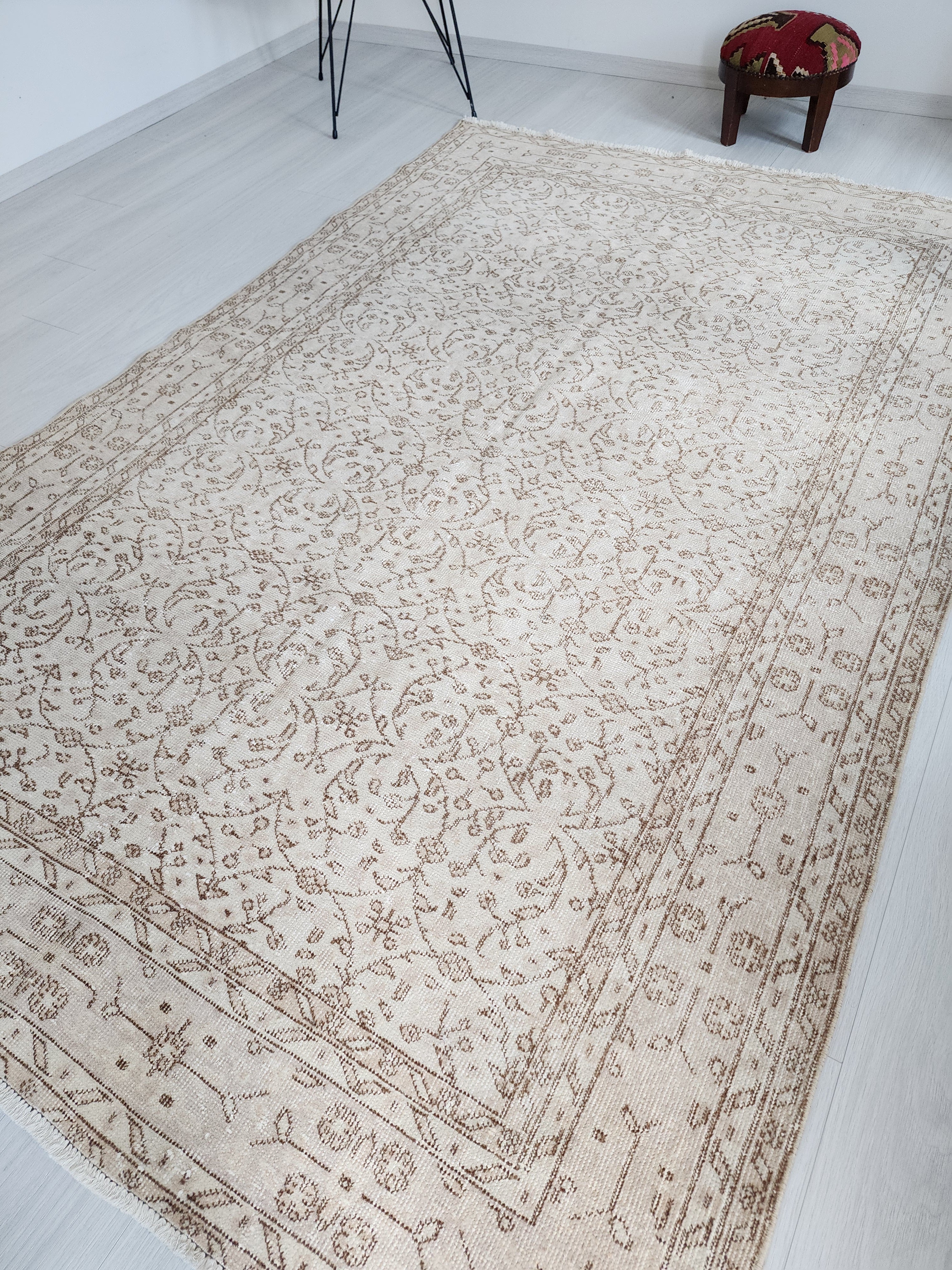 vintage Kayseri Wool Area Rug — pattern close-up