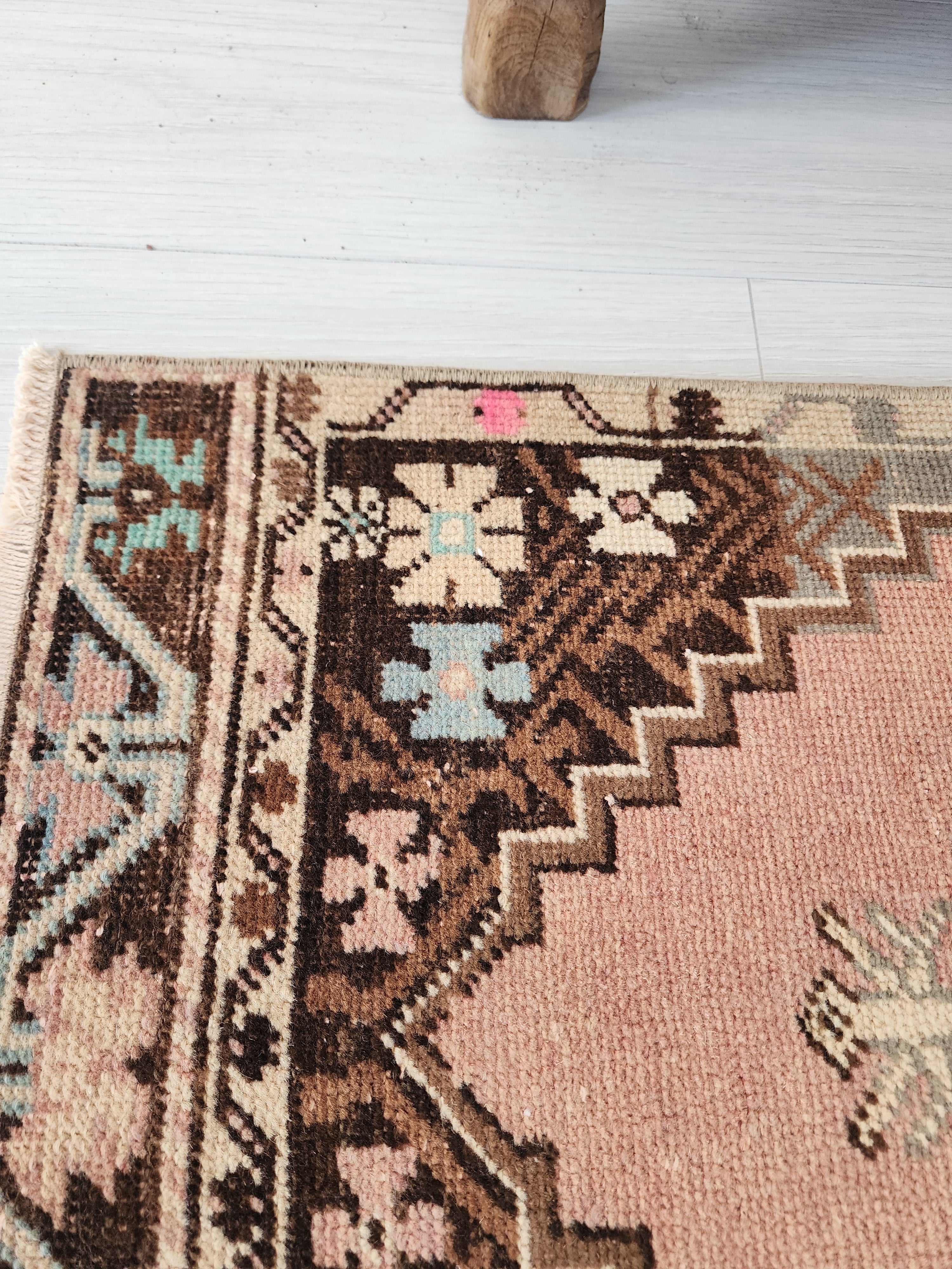 antique Anatolian Small Rug — pattern close-up
