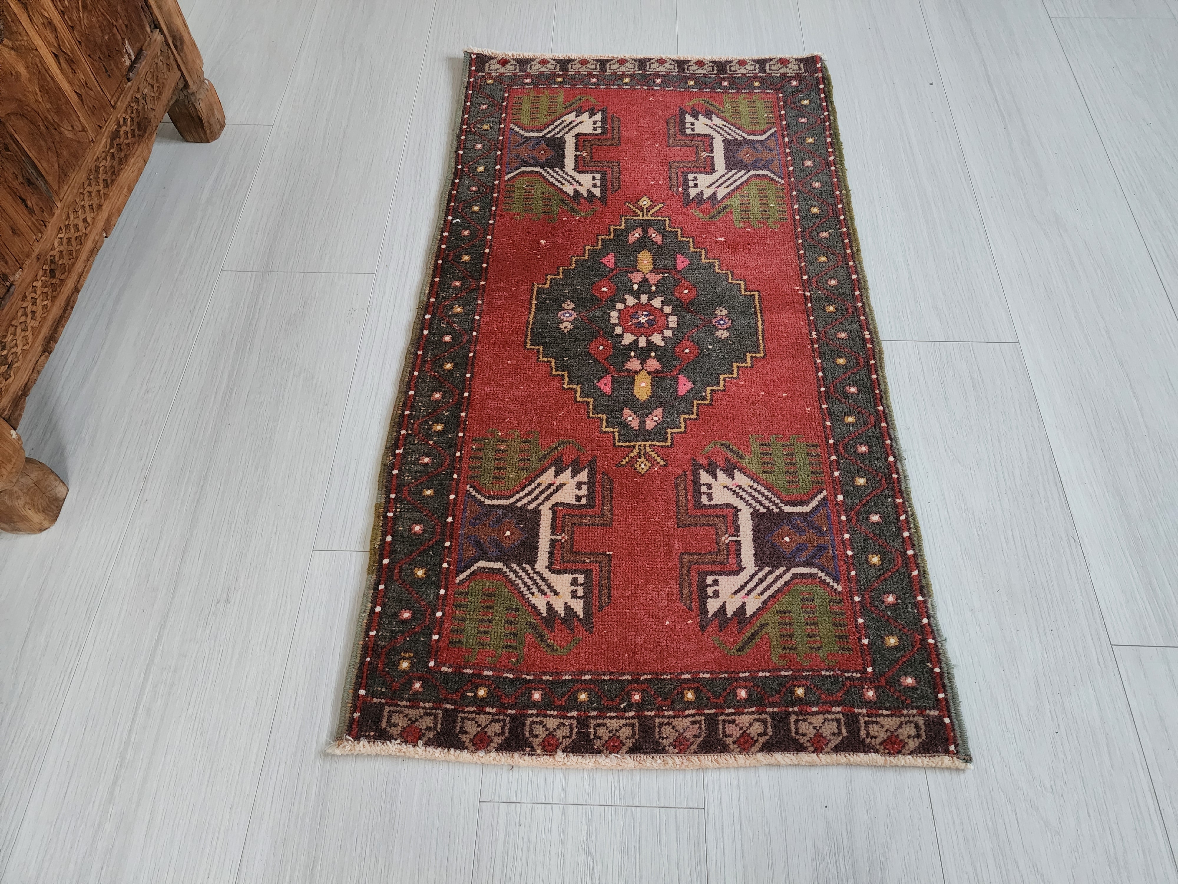 antique Oushak Small Rug — detail texture