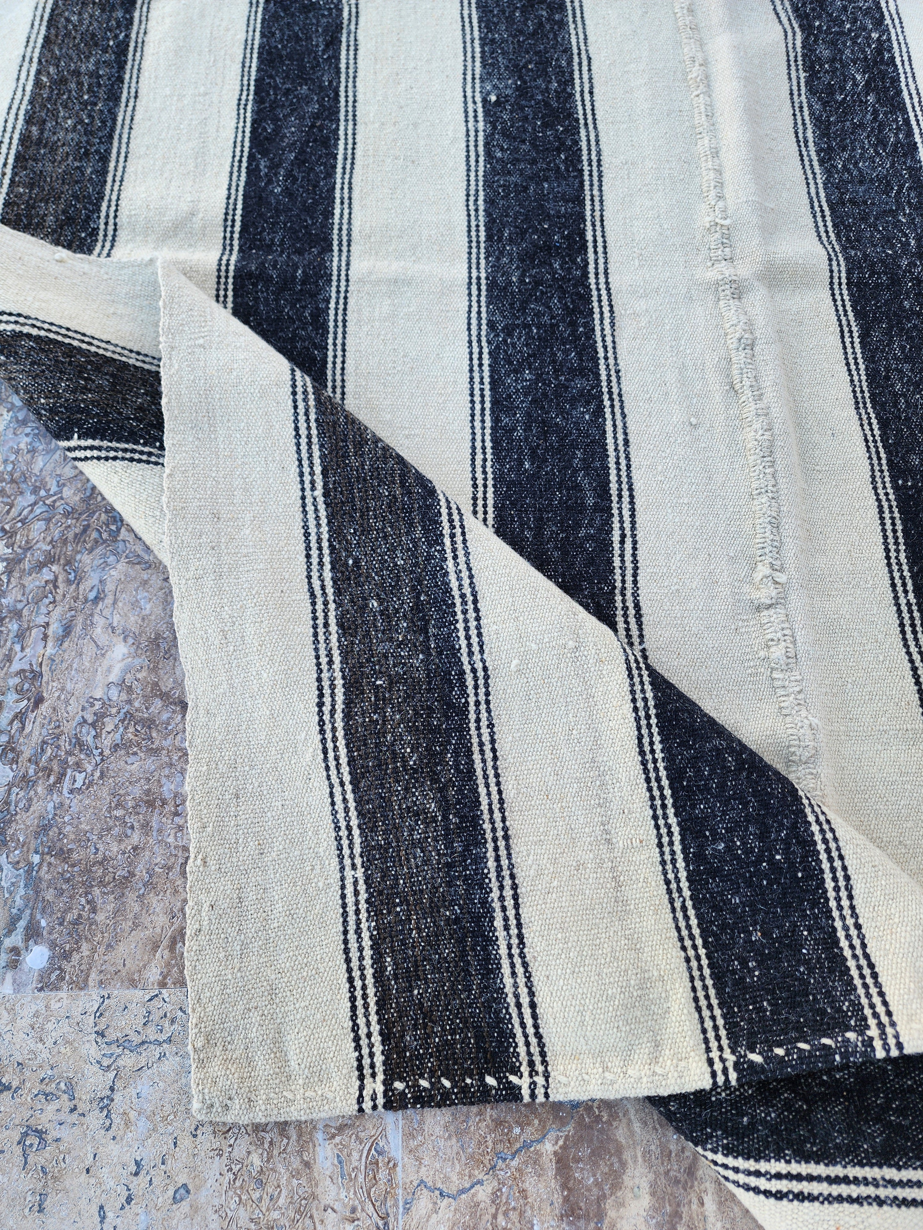 Black stripe handwoven kilim rug, 5'7''x4'6''