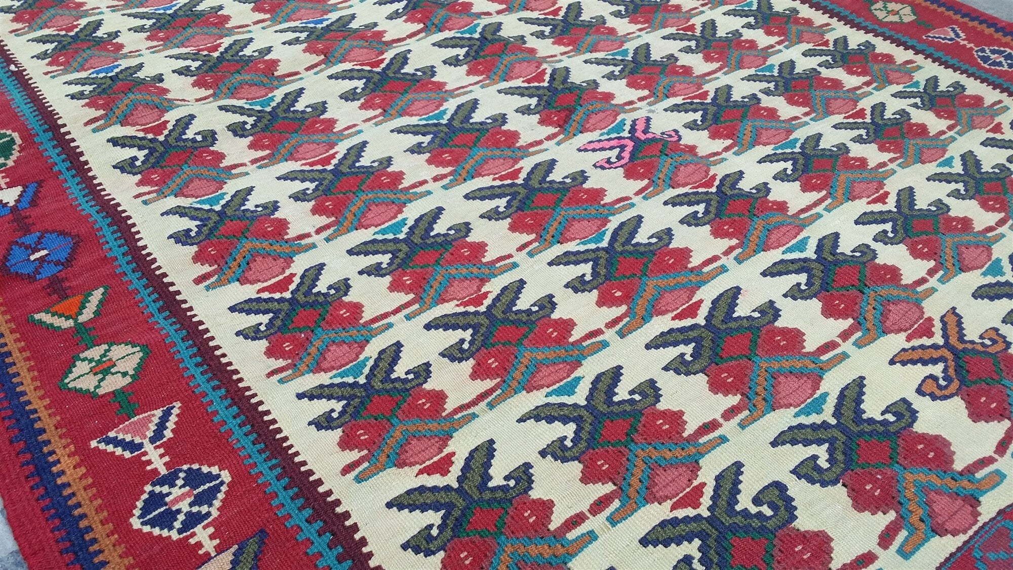 Persian Senneh Kilim Rug,  5 ft 2 in x 3 ft 8 in,  Fine Wool Sine Turkish Rug