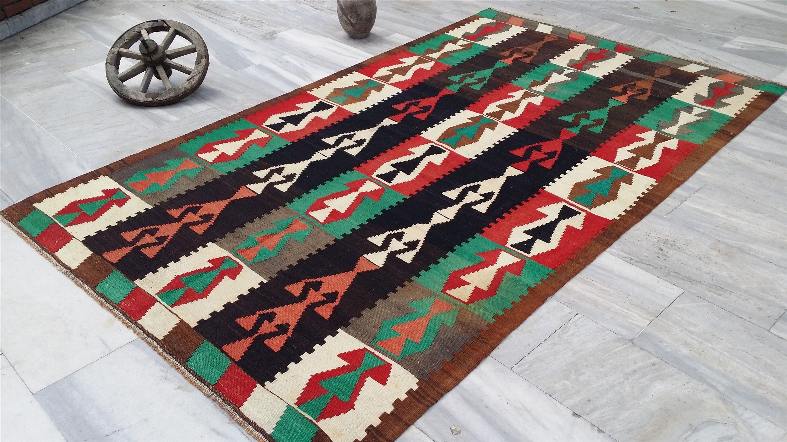 Denizle Turkish Kilim Rug, Bohemian Rustic Decor Living Room Rug, Handmade Organic Wool Vintage Moroccan Decor Persian Area Rug, 8'9"x5'3"