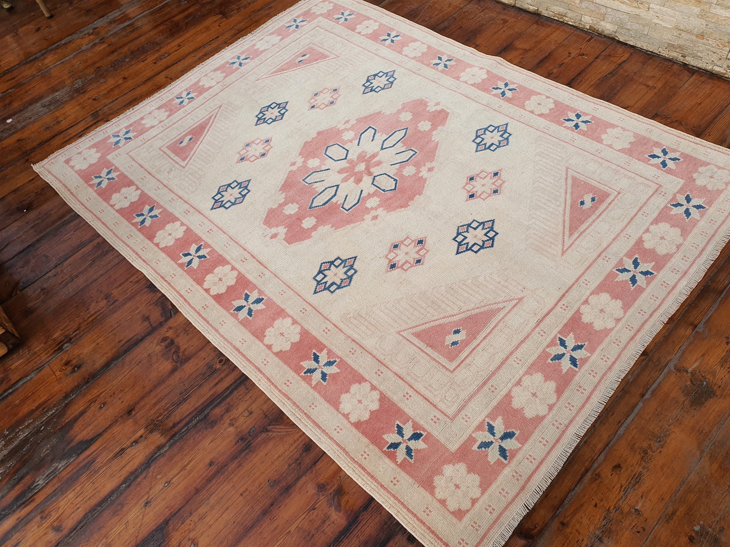 Pink Turkish Vintage Oushak Rug, 5 x 4 ft Overdyed Distressed Handmade Carpet, Boho Rustic Decor Persian Area Rug for Lounge Hall or Entry