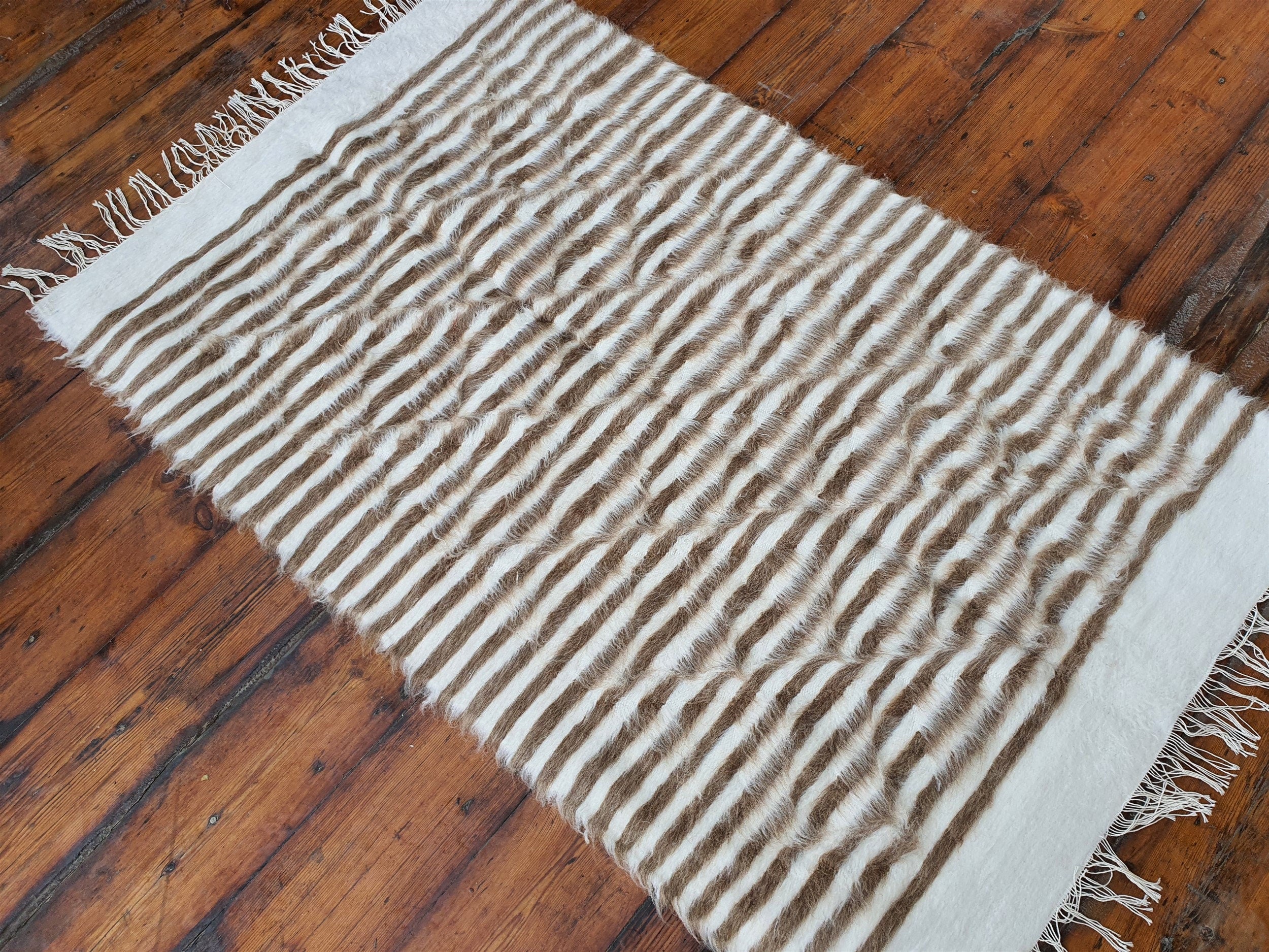 Undyed Siirt Angora Mohair Rug 4 ft x 2 ft 5 in, Brown and White Turkish Tulu Kilim Door Mat