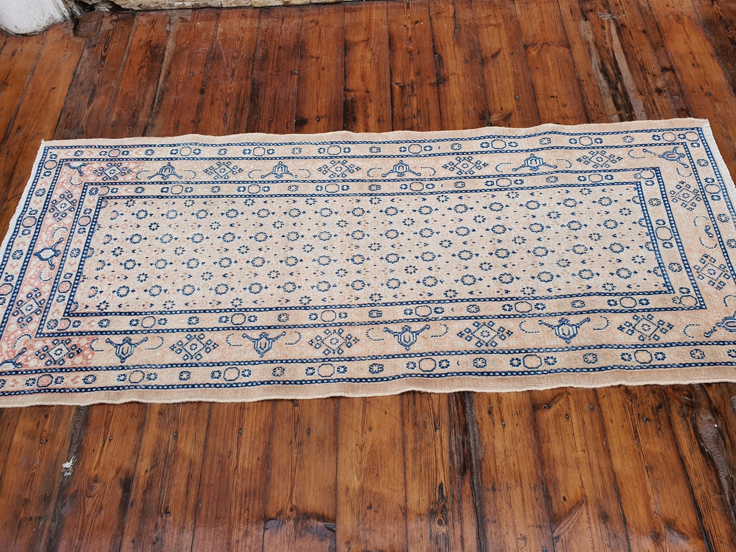 Tapis en laine filée à la main de style turc Oushak, tapis de salon de décoration de ferme, tapis vieilli et discret, décor rustique bohème, tapis persan 6,3 x 2,5 pieds
