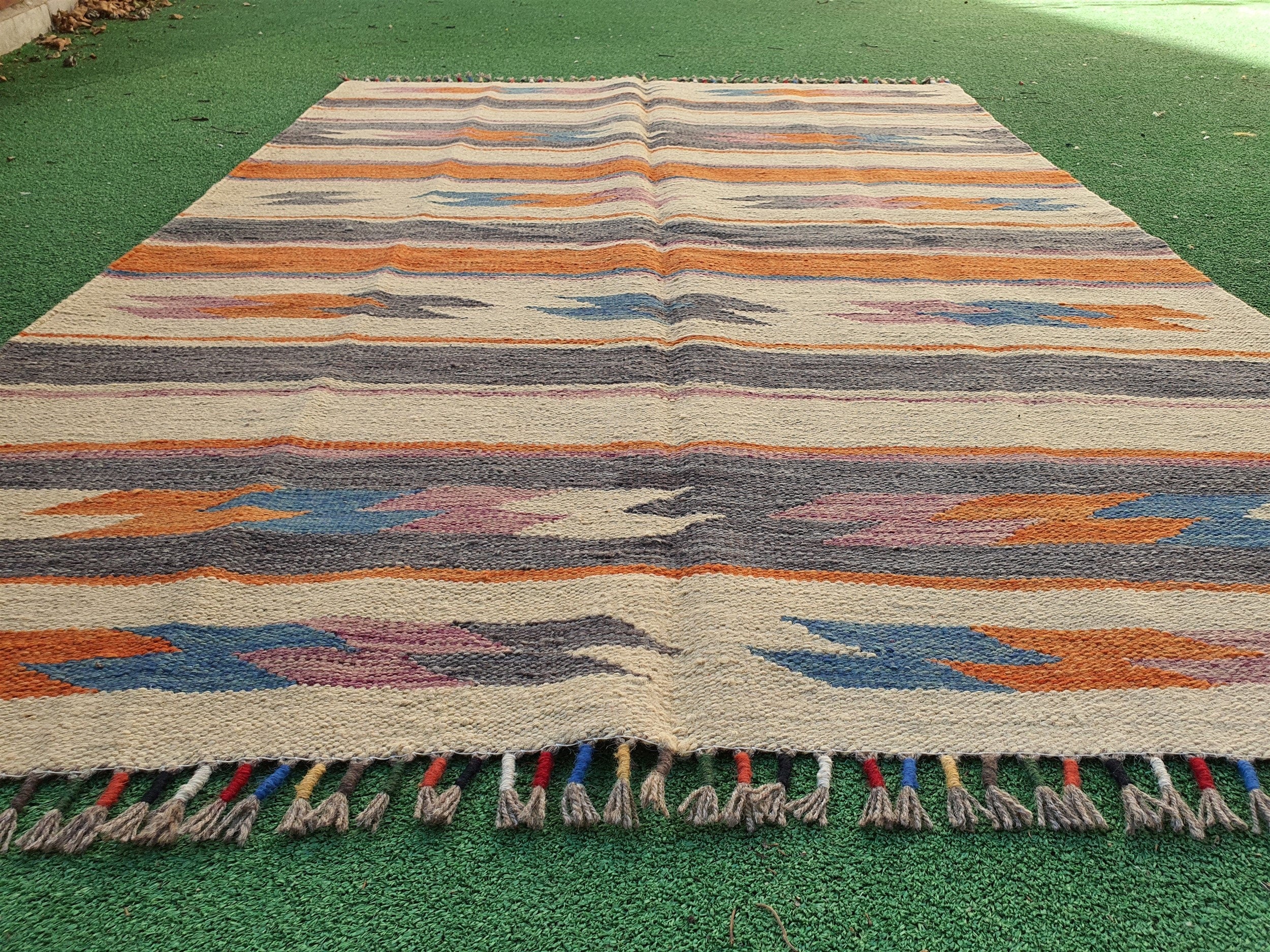 Vintage Turkish Kilim Rug, Moroccan Carpet, Anatolian Handmade Organic Wool Kilim Rug, Bohemian Rustic Decor Persian Area Rug 5'8"x3'9"