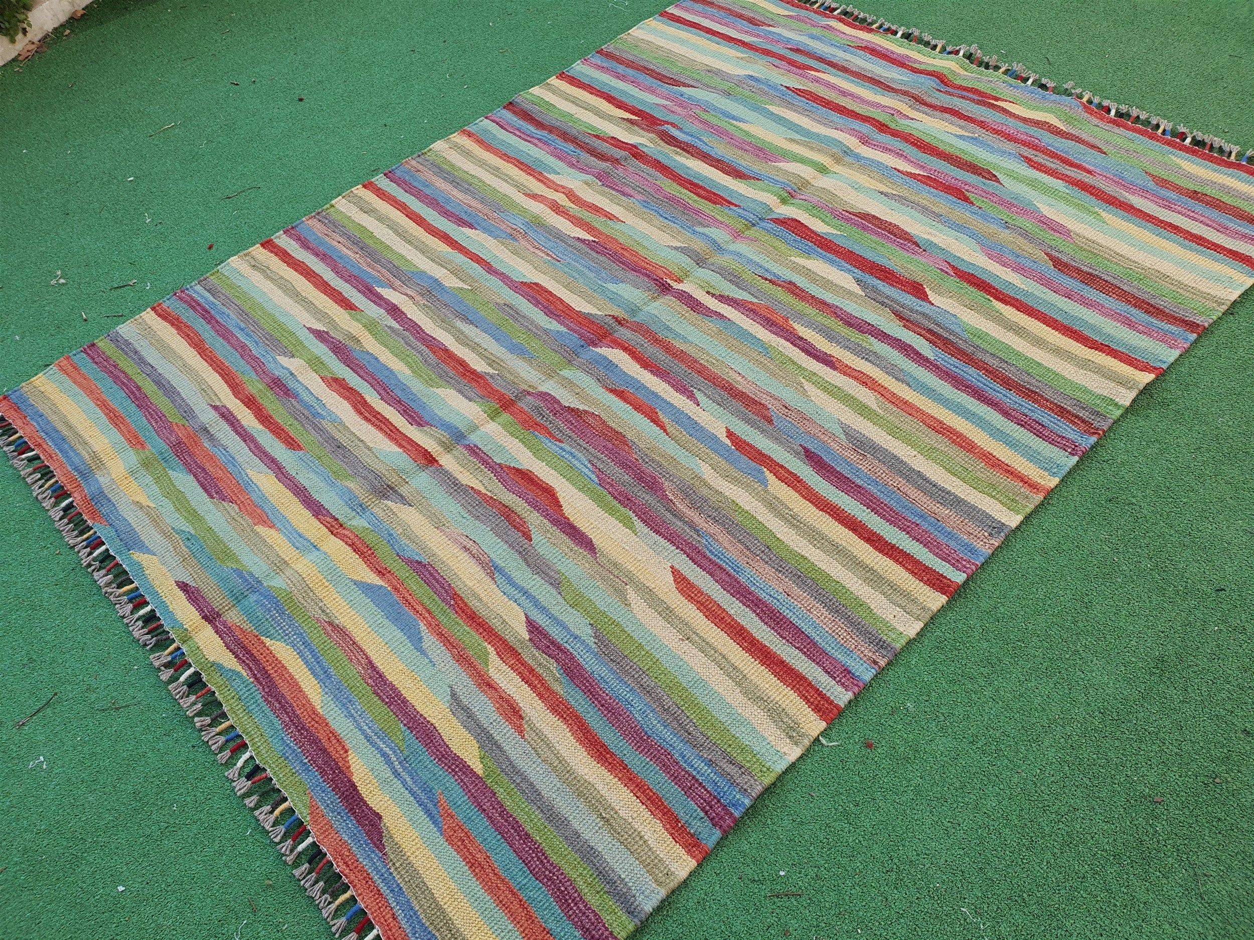 Turkish Kilim Rug, 6 x 4 ft Blue Red Beige Vintage Oushak Boho Floor Rug for Living Room Kitchen Bedroom, Persian Natural Wool Area Rug