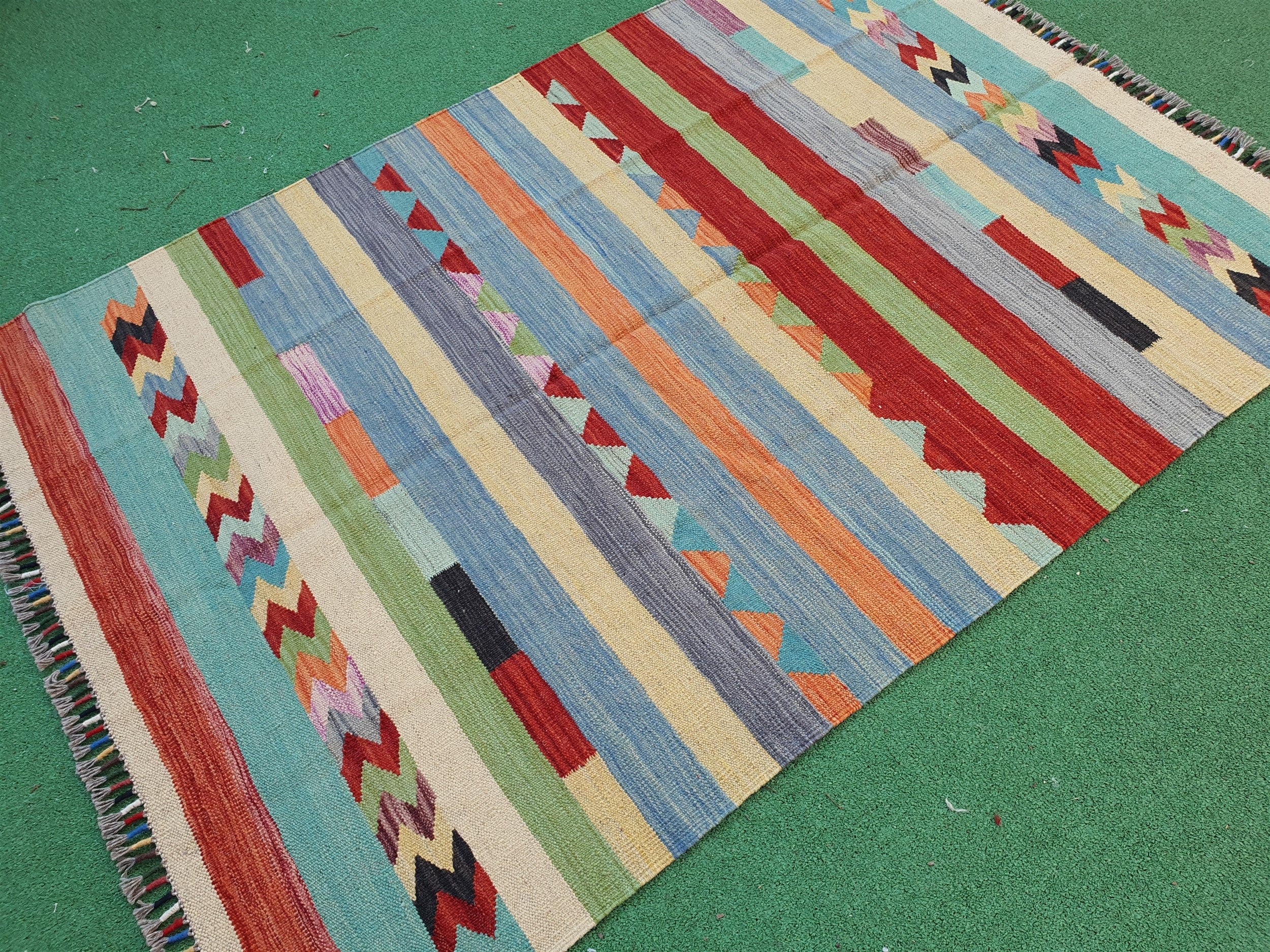 Oushak Kilim Rug 5 x 3, Blue White Red Turkish Moroccan Afghan Handmade Kilim Rug, Boho Rustic Colourful Persian Living Room Floor Rug