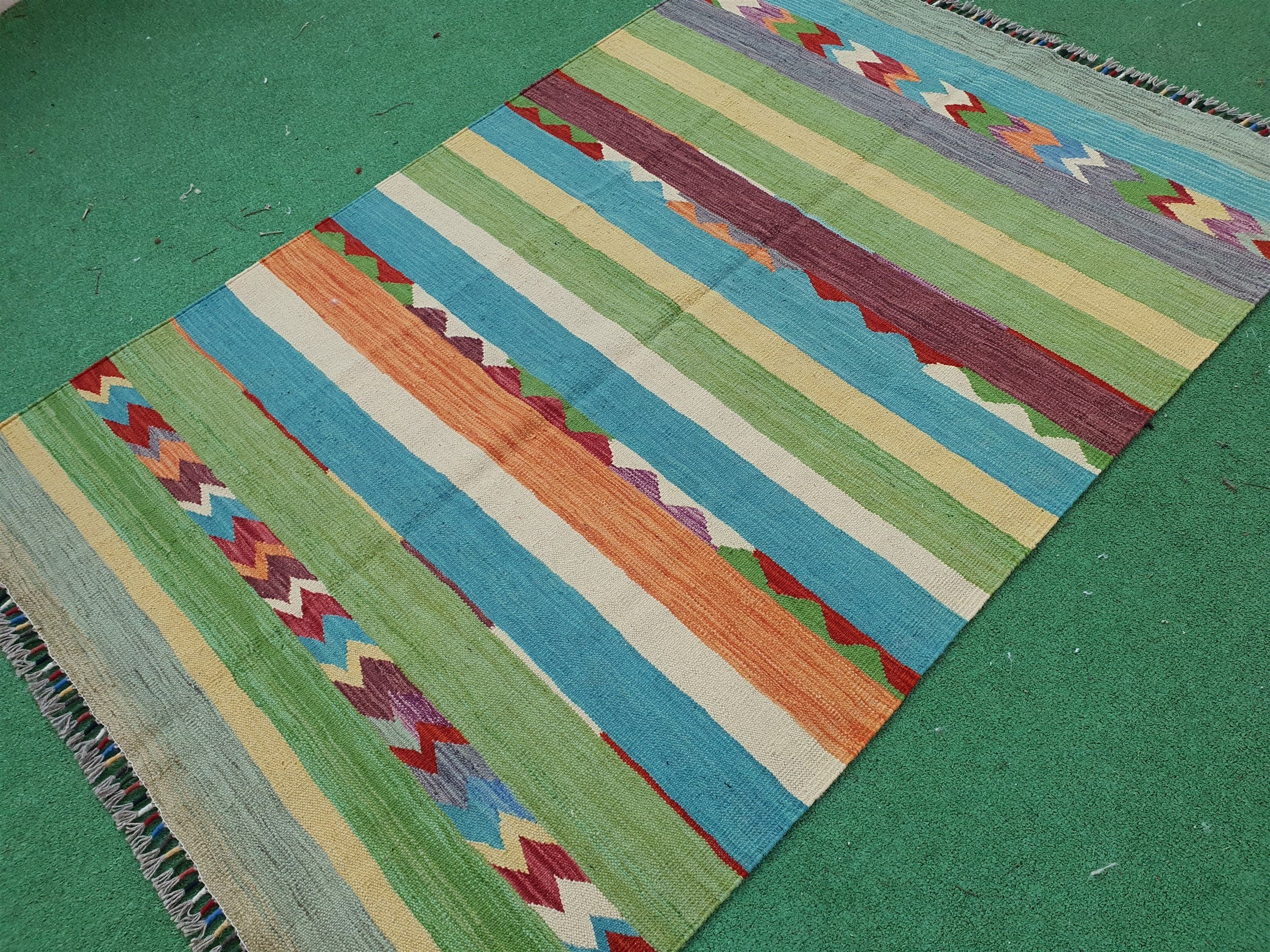 Oushak Kilim Rug, 6 x 4 ft Blue White Red Turkish Moroccan Afghan Handmade Kilim Rug, Boho Rustic Colourful Persian Living Room Floor Rug