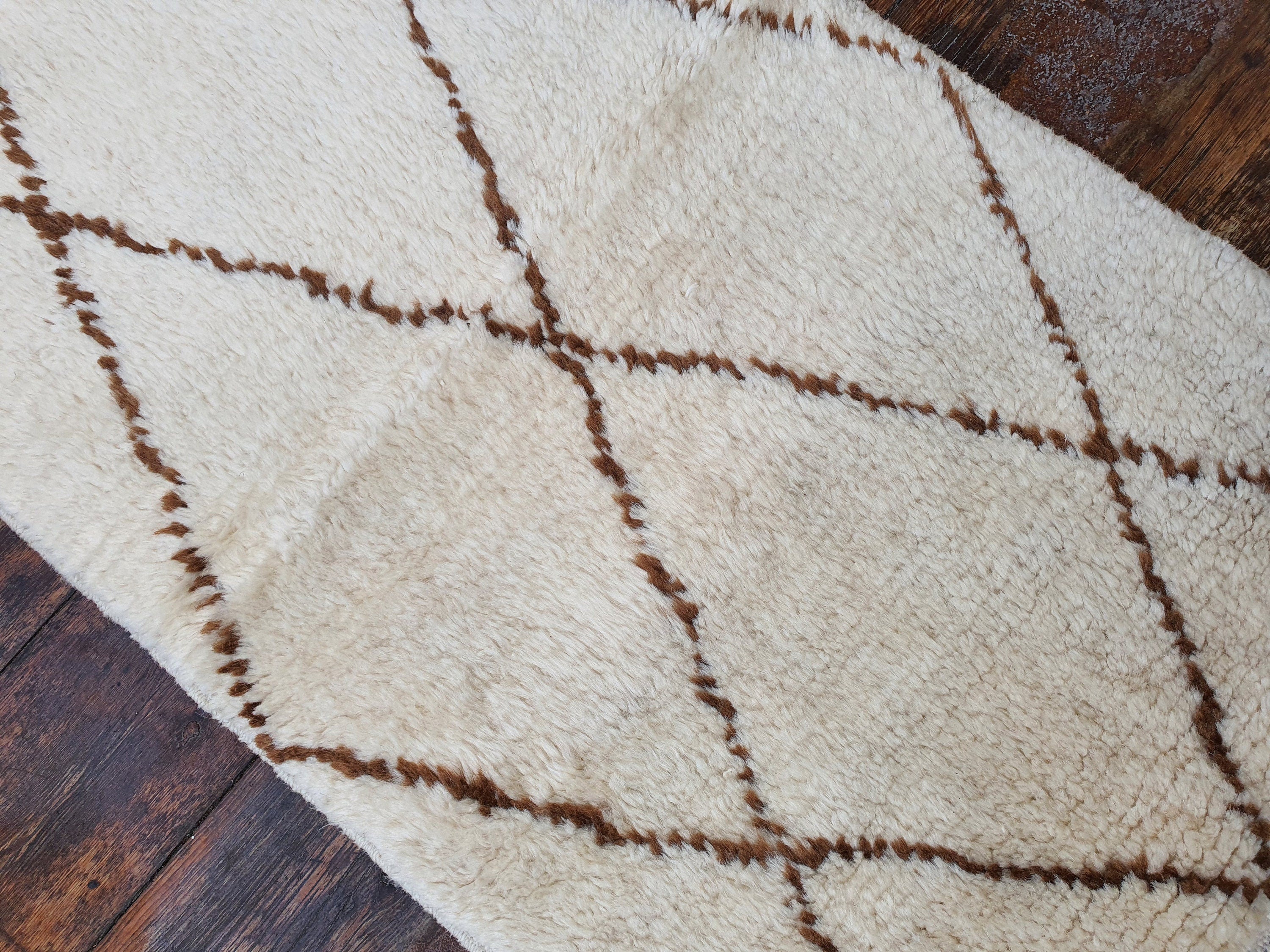Turkish Filikli Kilim Rug,3 ft 2 in x 1 ft 8 in, Off-White and Brown Shaggy Pile Turkish Tulu Rug