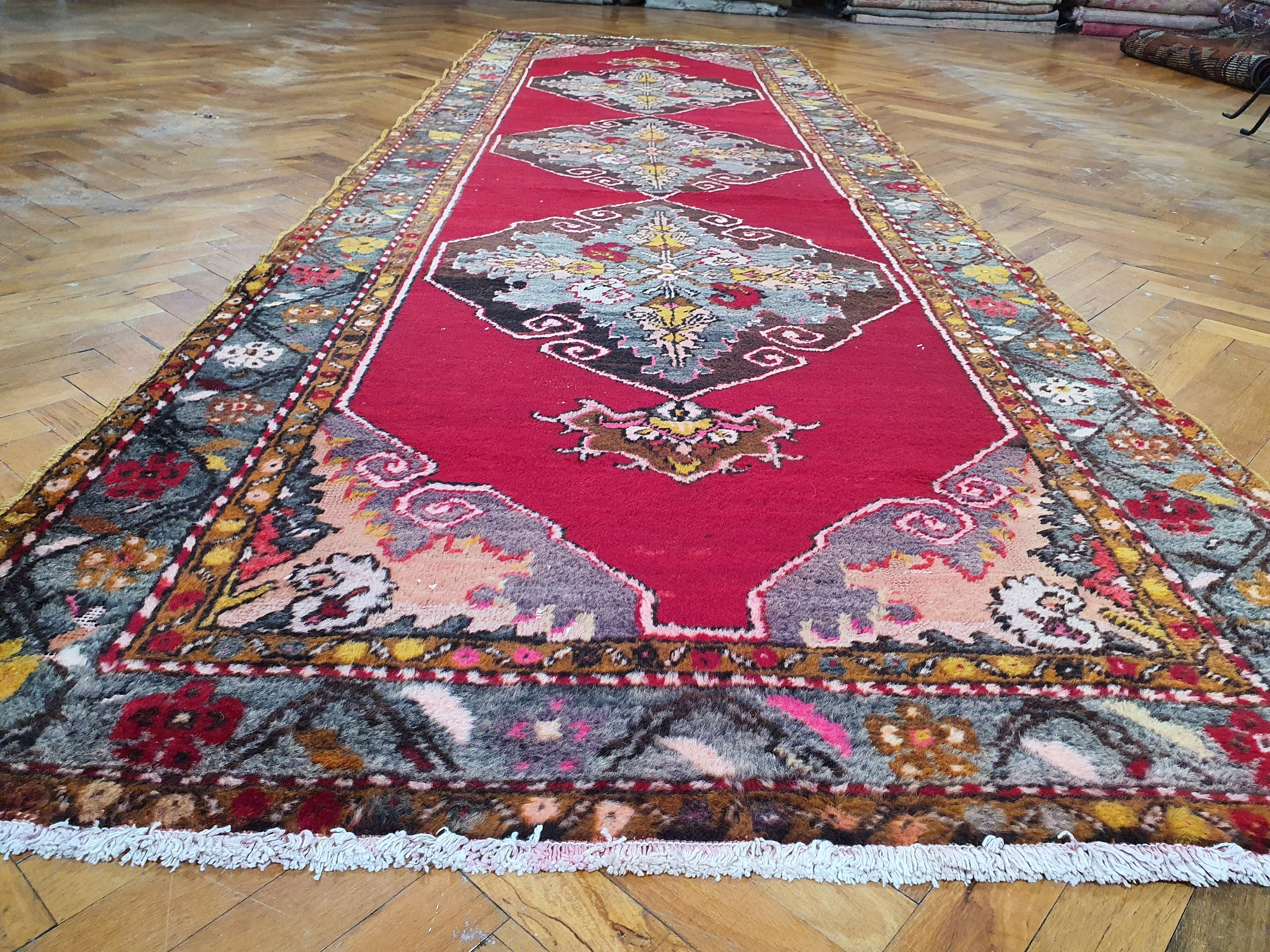 Tapis de couloir Sivas Turquie, 11 x 3 pieds, rouge, bleu, marron, long tapis d'entrée, bohème, rustique, fait à la main, en laine naturelle, motif médaillon persan