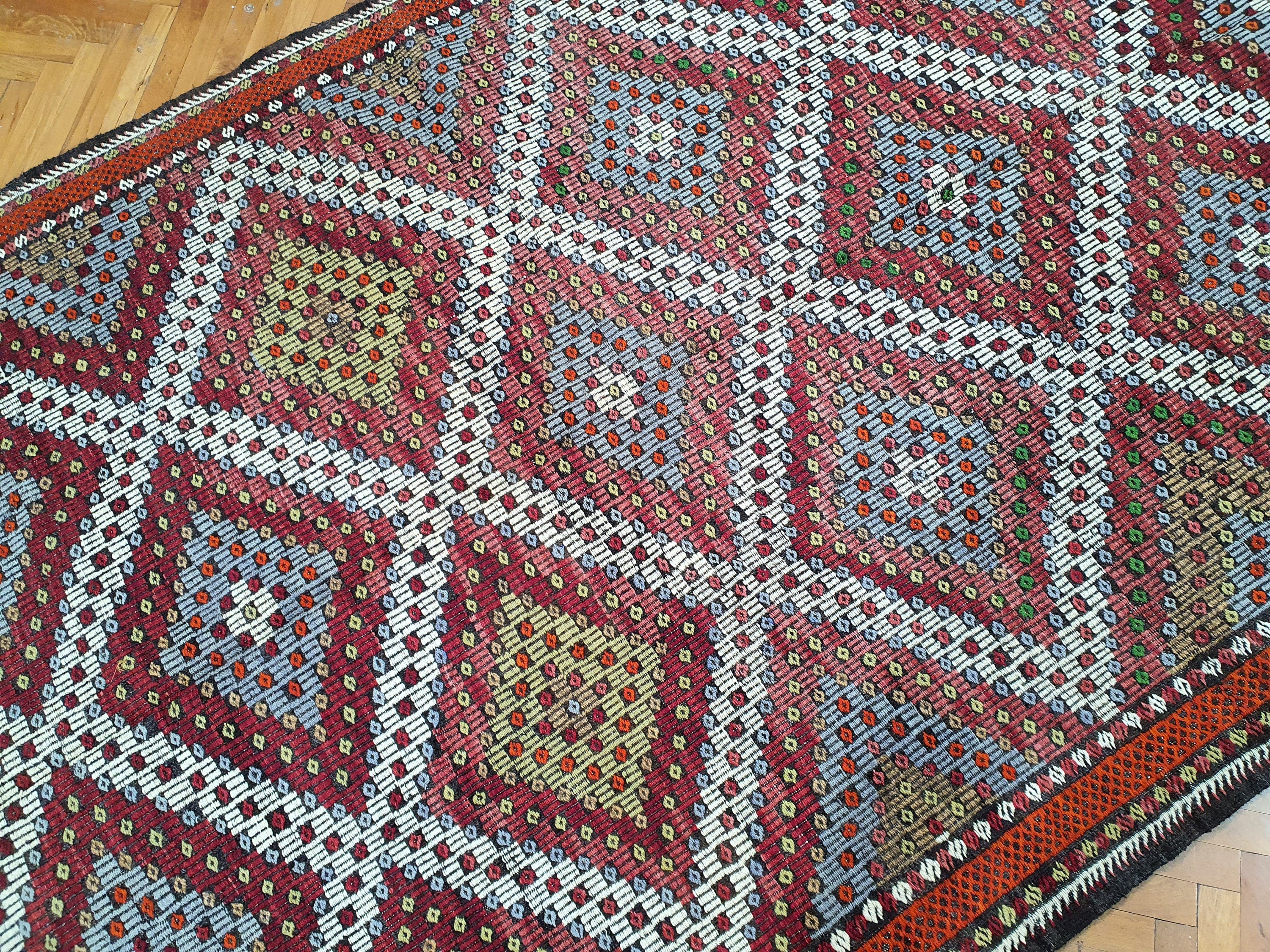 Turkish Anatolian Kilim Rug 11 x 6 ft Large Minimalist 100% Natural Wool Floor Covering, Moroccan Berber Style Handmade Wool Boho Rustic Rug