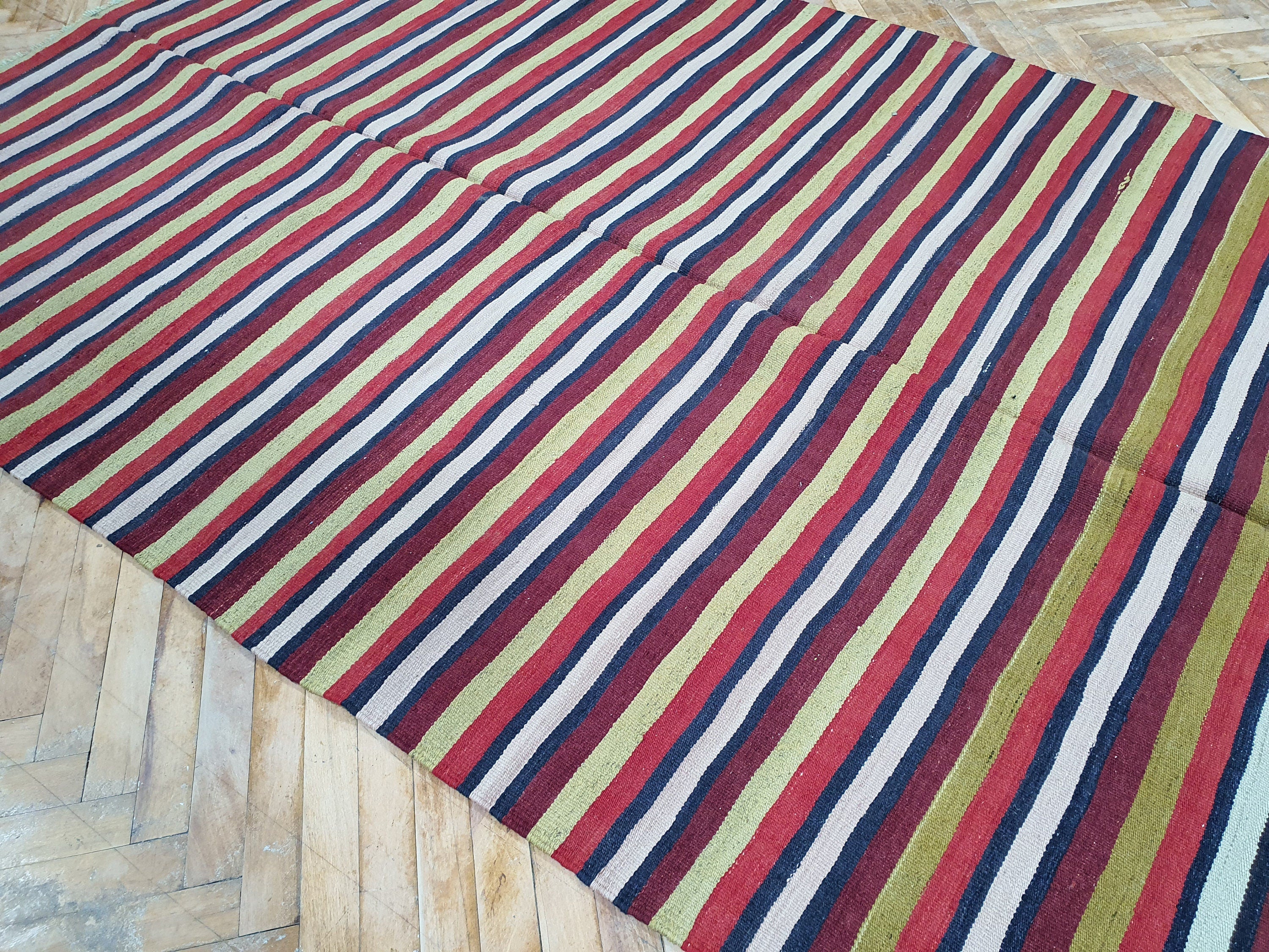 Konya Striped Cicim Turkish Kilim Rug, Embroidered Anatolian Handmade Organic Wool Kilim Rug, Bohemian Rustic Persian Area Rug 9'3''x''5''