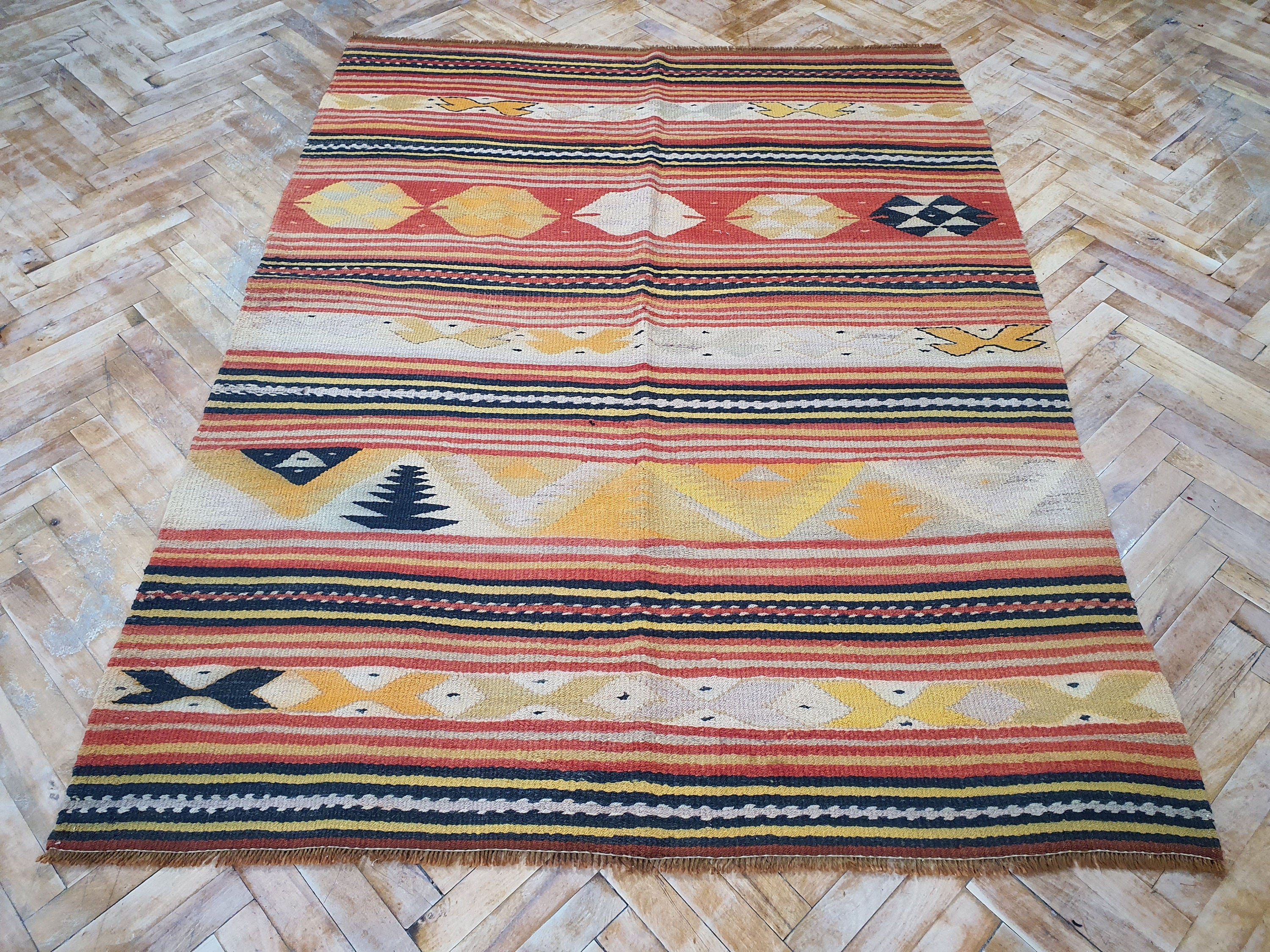 Vintage Persian Kilim Rug, Vintage Turkish Rug, Vintage Rug, Handwoven Wool Rug, Tribal Nomadic Rug, Turkish Home Living, 5'9''x4'6'' feet