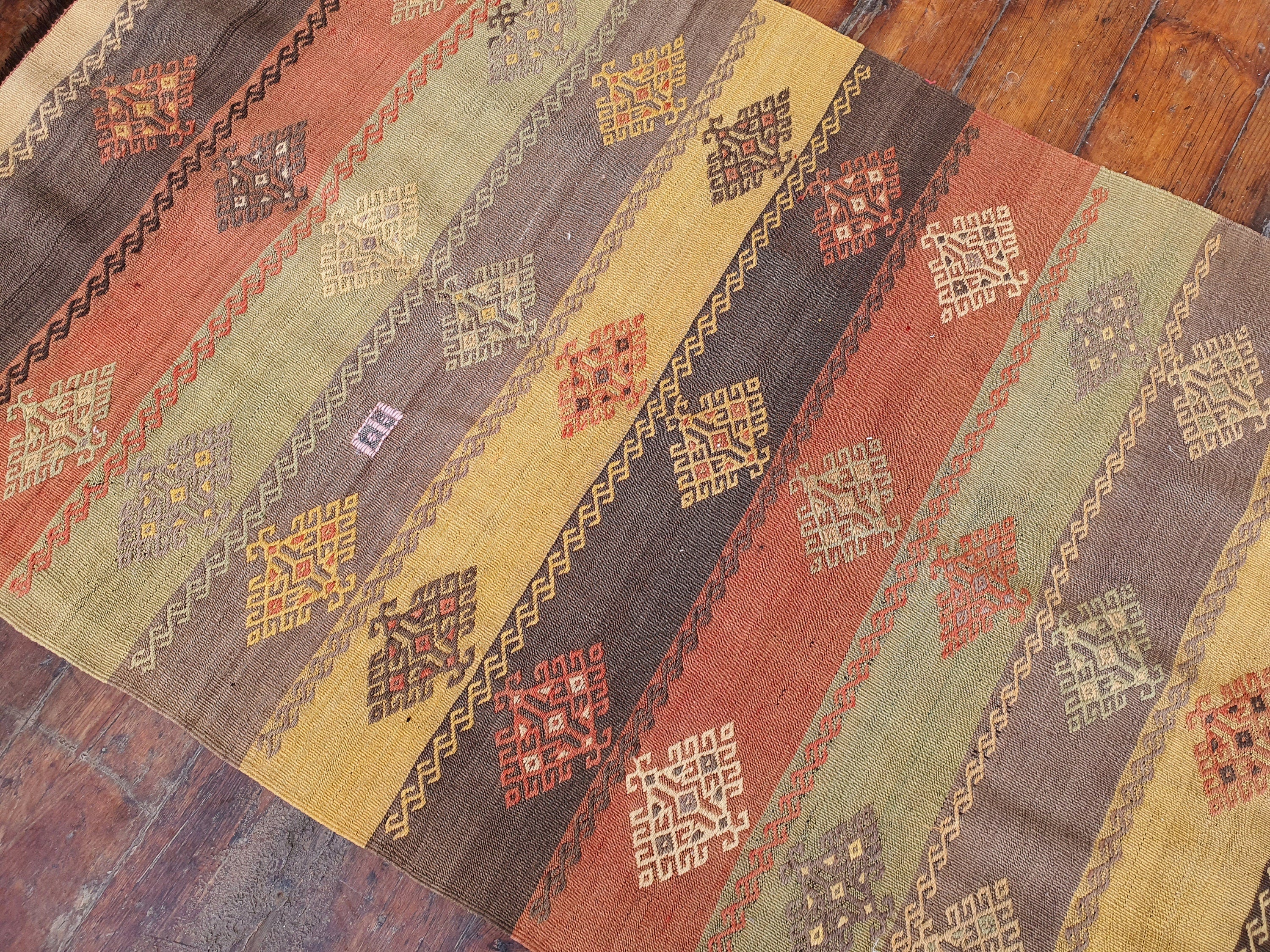 Alfombra Kilim turca de 4 x 3 pies, alfombra Cicim Kilim bordada en naranja y marrón