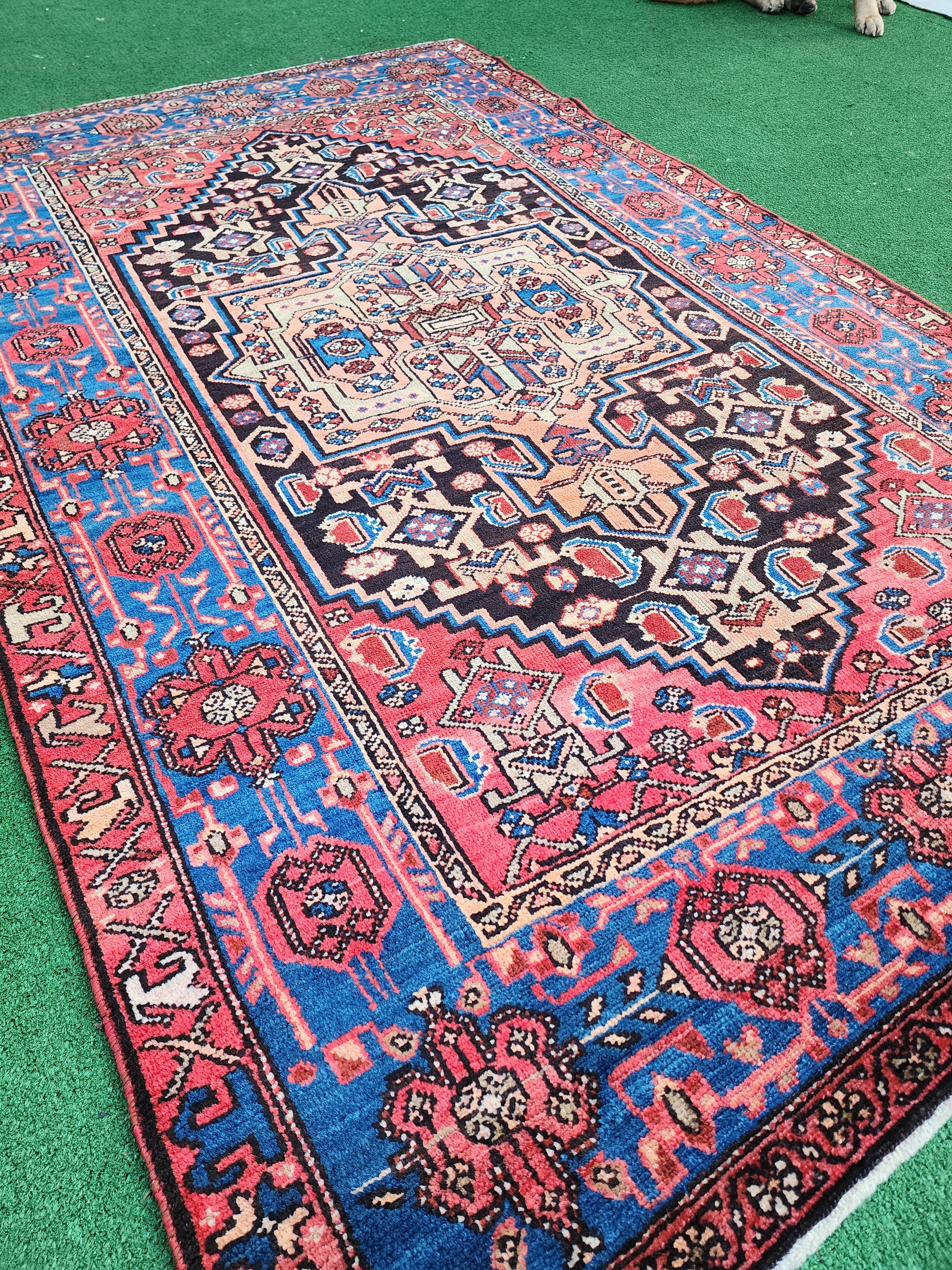 Persian Vintage Rug 6'9'' x 5'4''