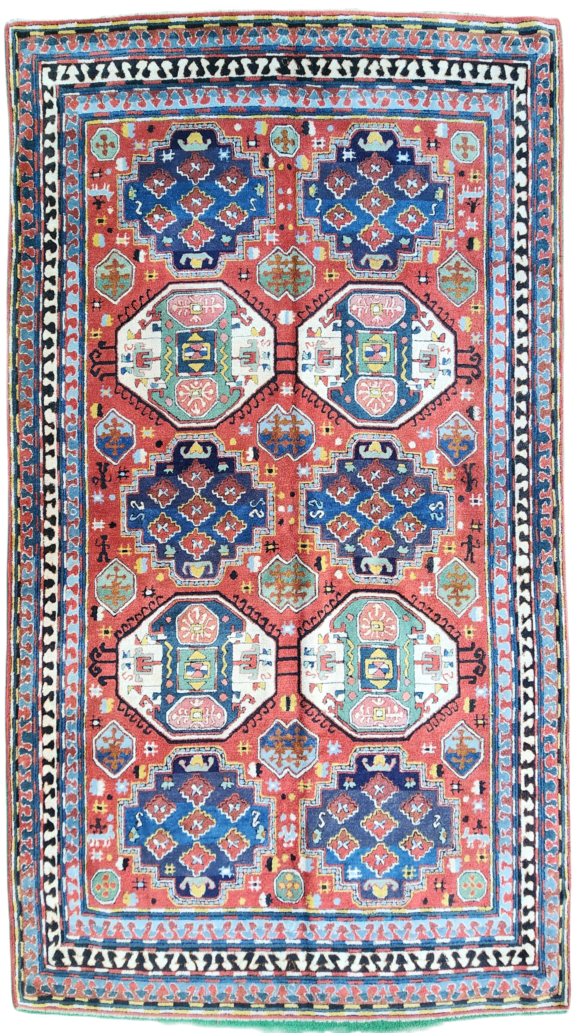 Red and Blue Antique Cacuasion Area Rug ''9'' x 5'2''