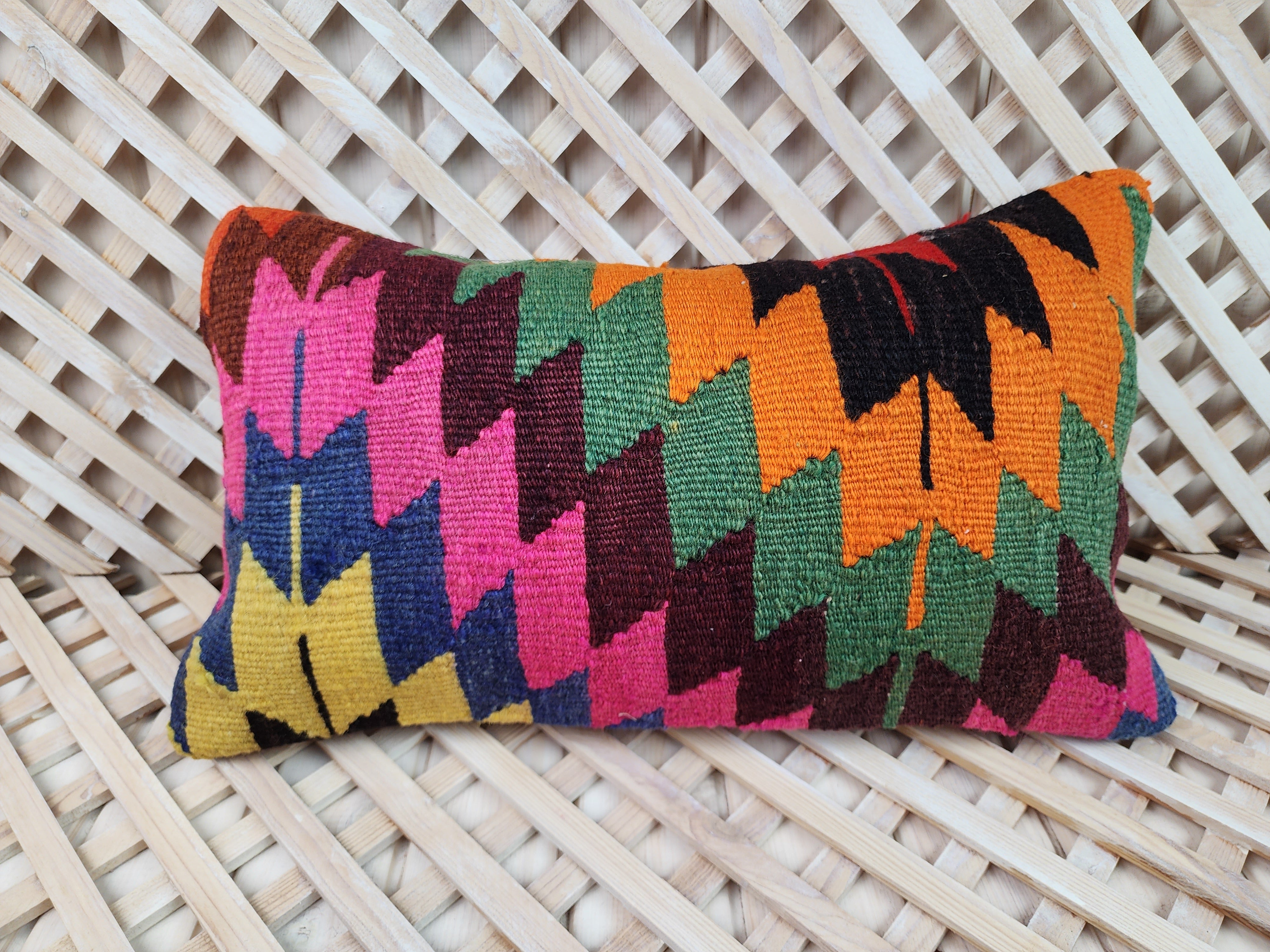 Lumbar Kilim Pillow Cover 12 x 20 in