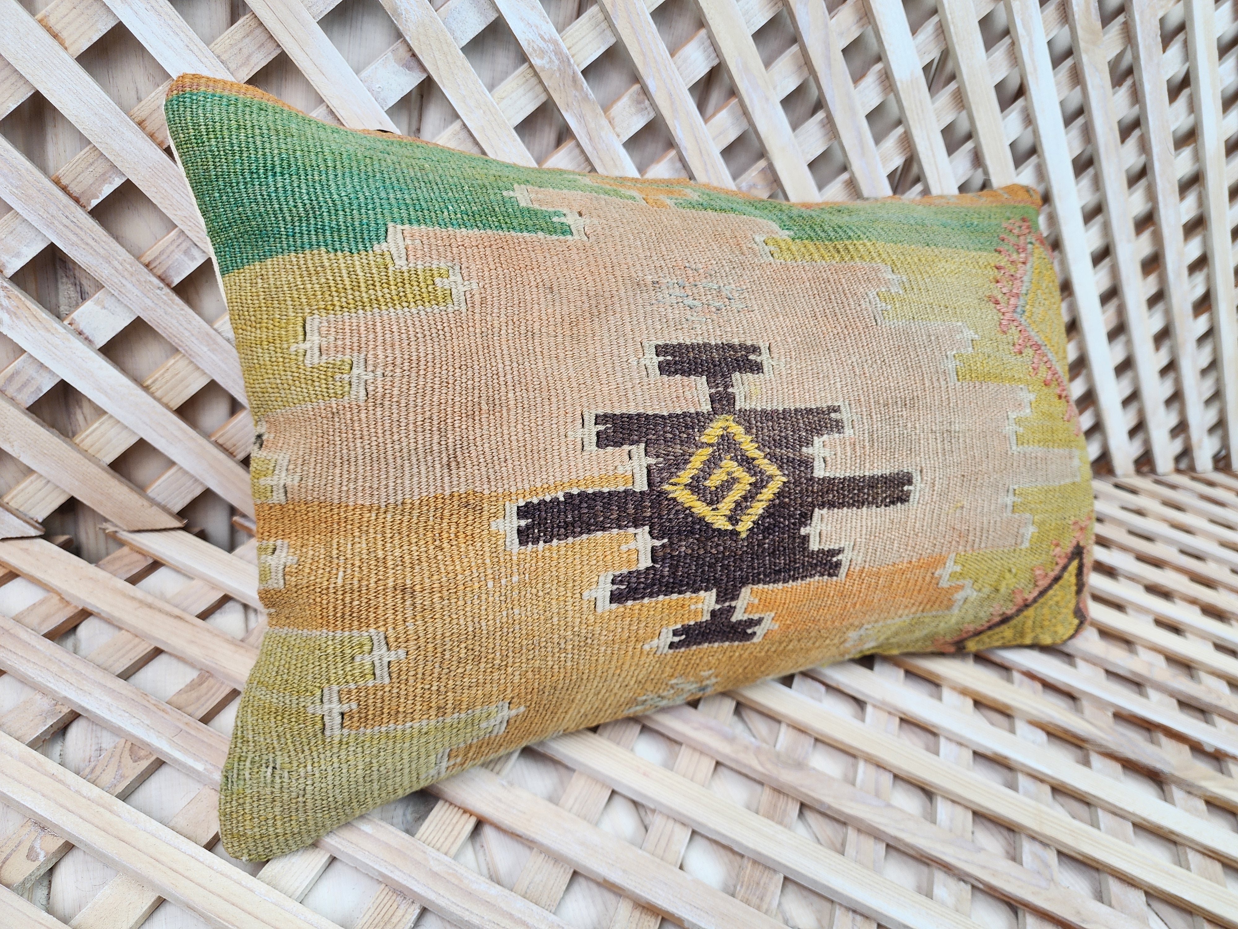 Lumbar Kilim Pillow Cover 12 x 20 in