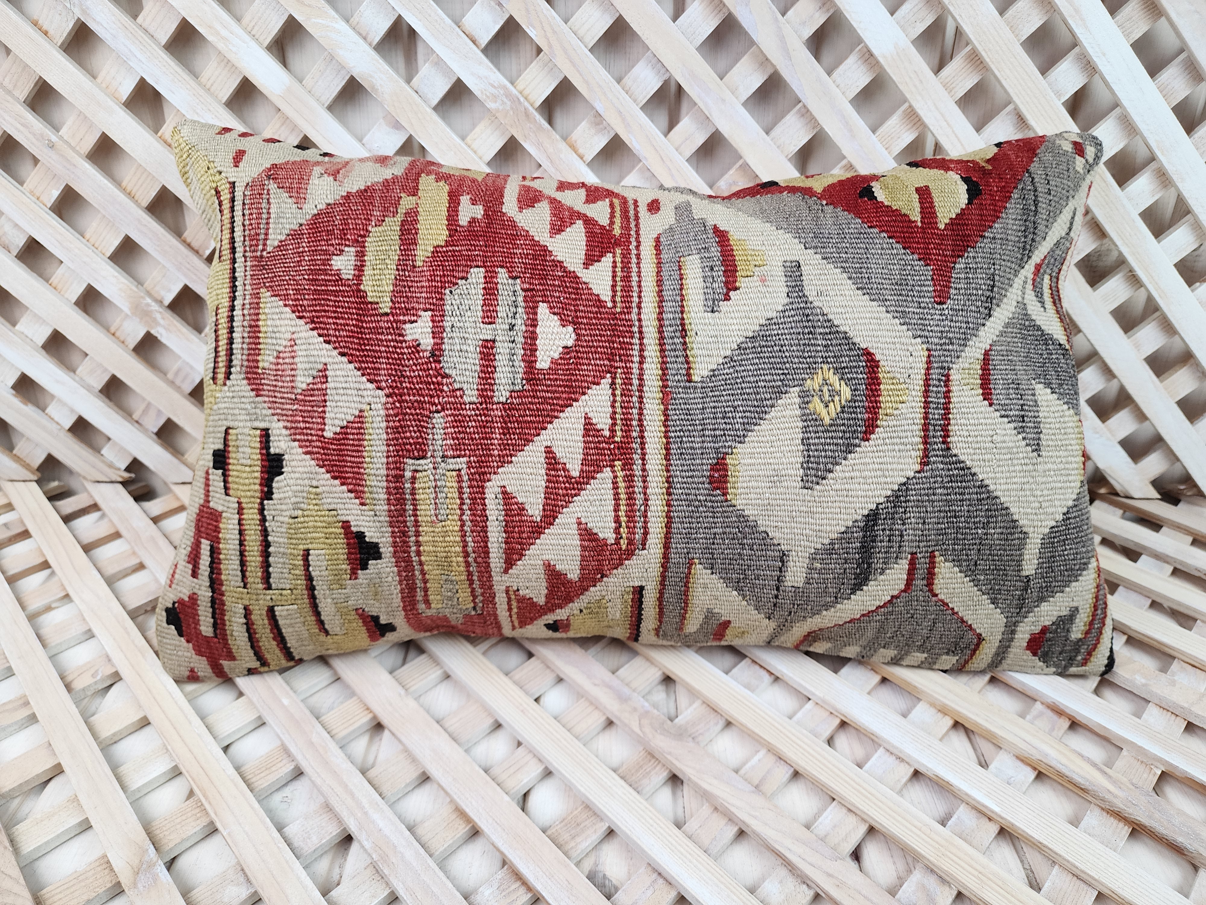 Lumbar Kilim Pillow Cover 12 x 20 in