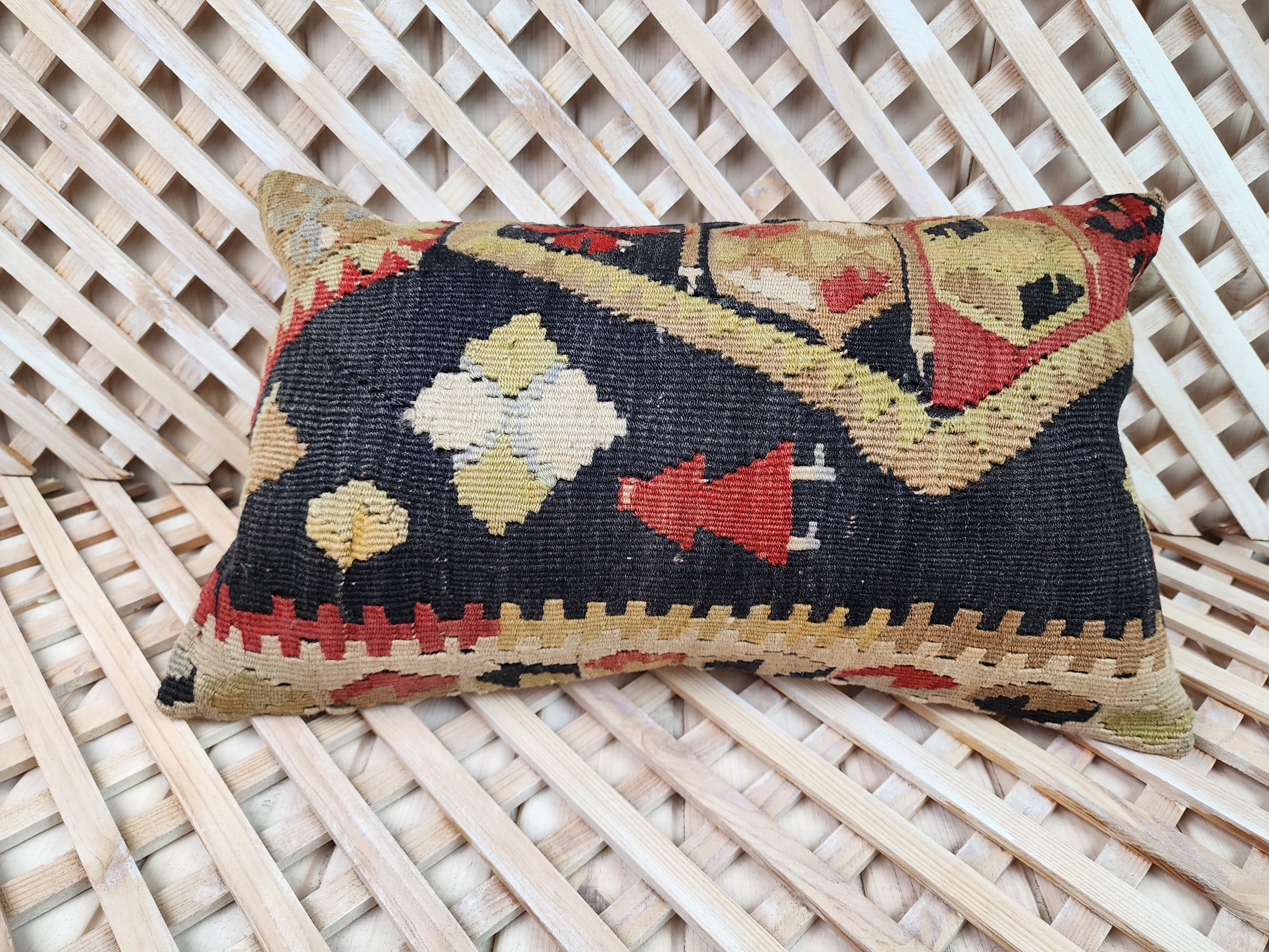 Lumbar Kilim Pillow Cover 12 x 20 in
