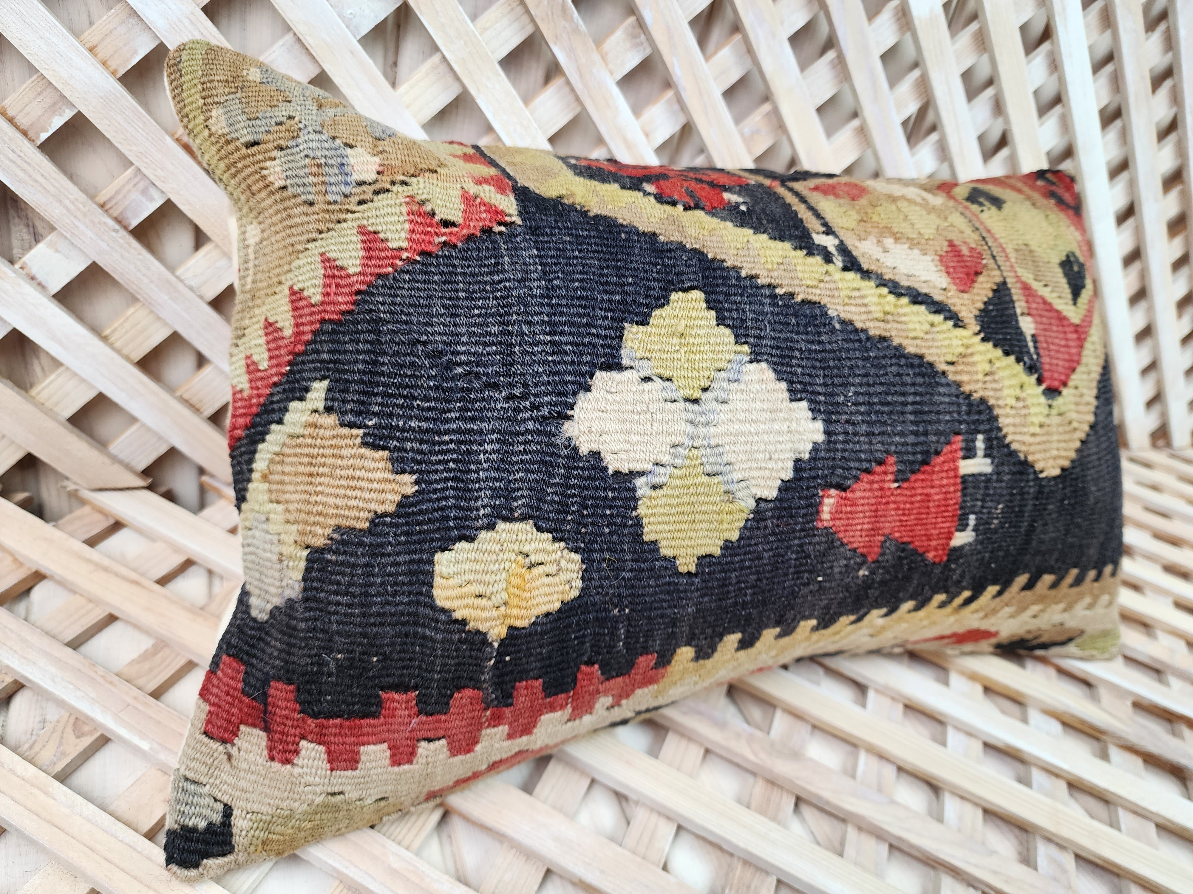 Lumbar Kilim Pillow Cover 12 x 20 in