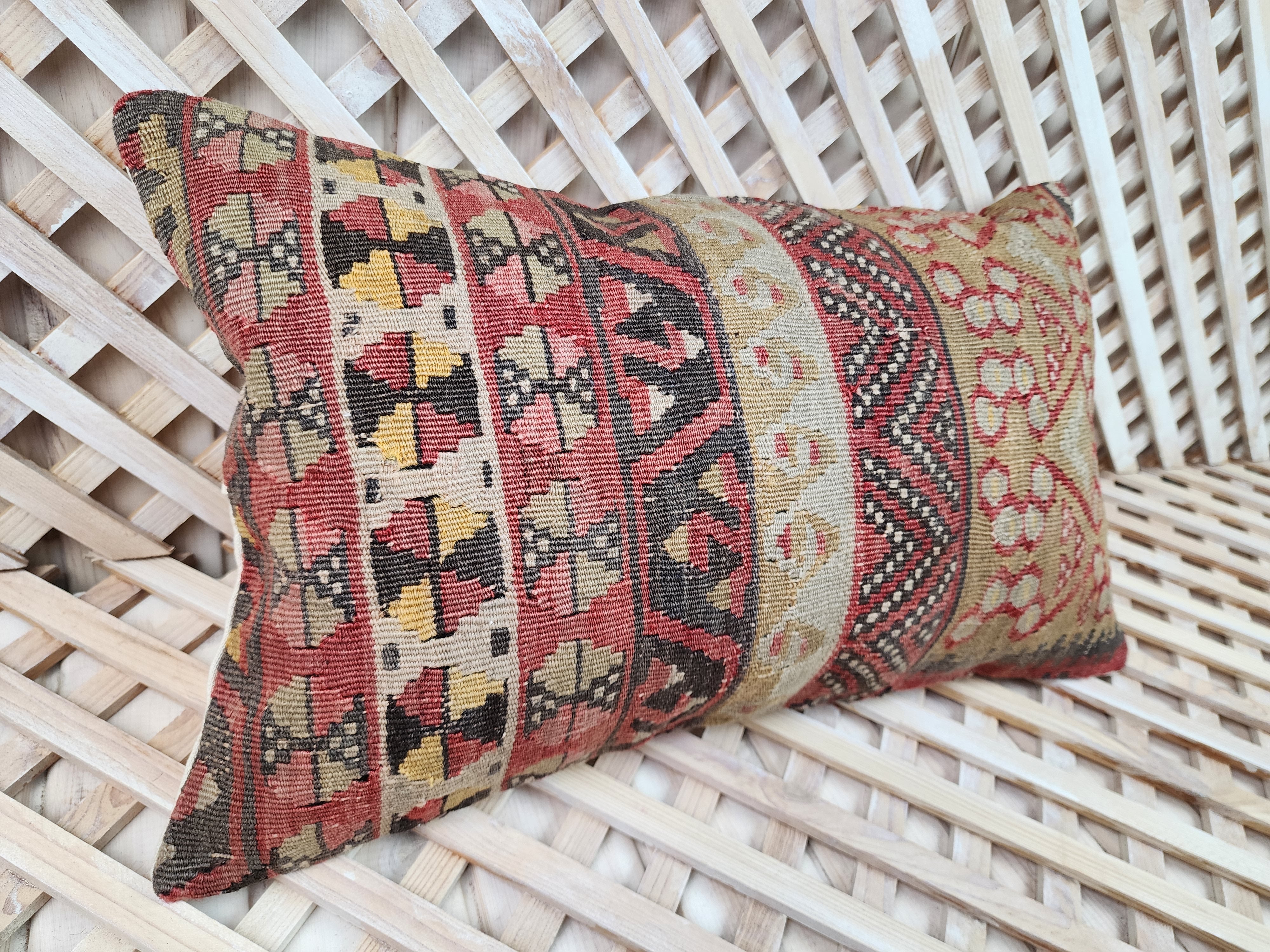 Lumbar Kilim Pillow Cover 12 x 20 in