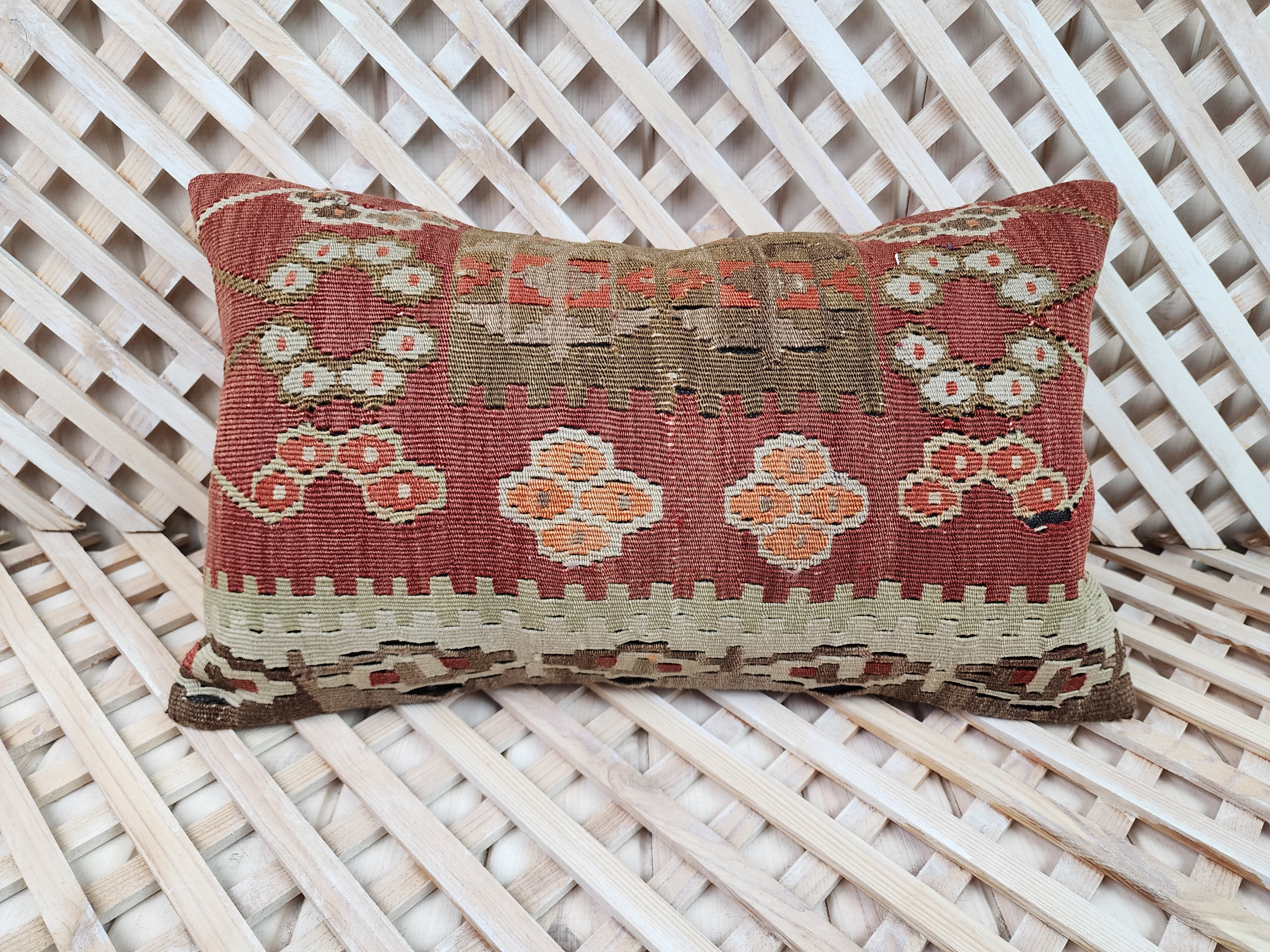 Lumbar Kilim Pillow Cover 12 x 20 in