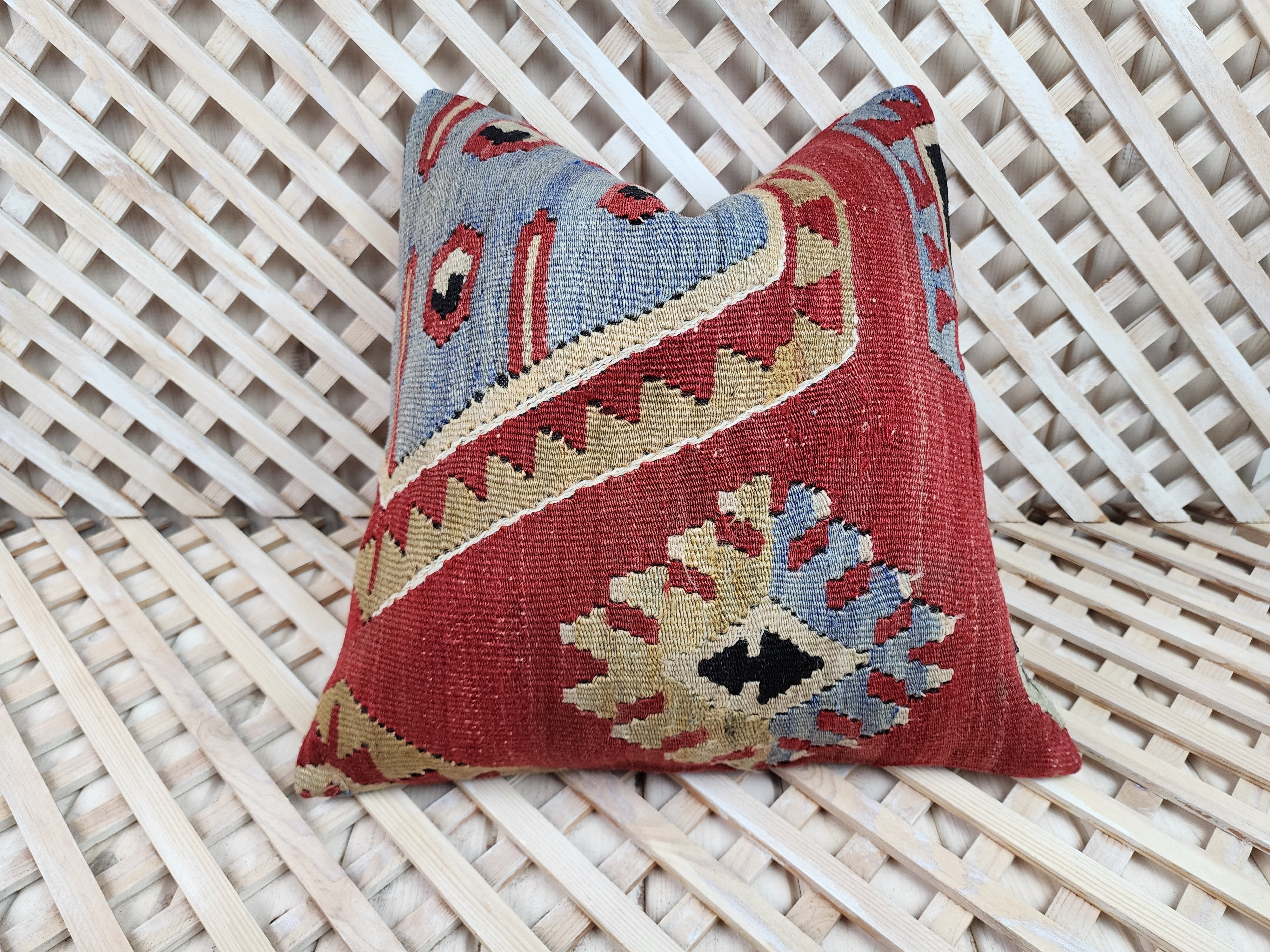Kilim Pillow Cover 16 x 16 in