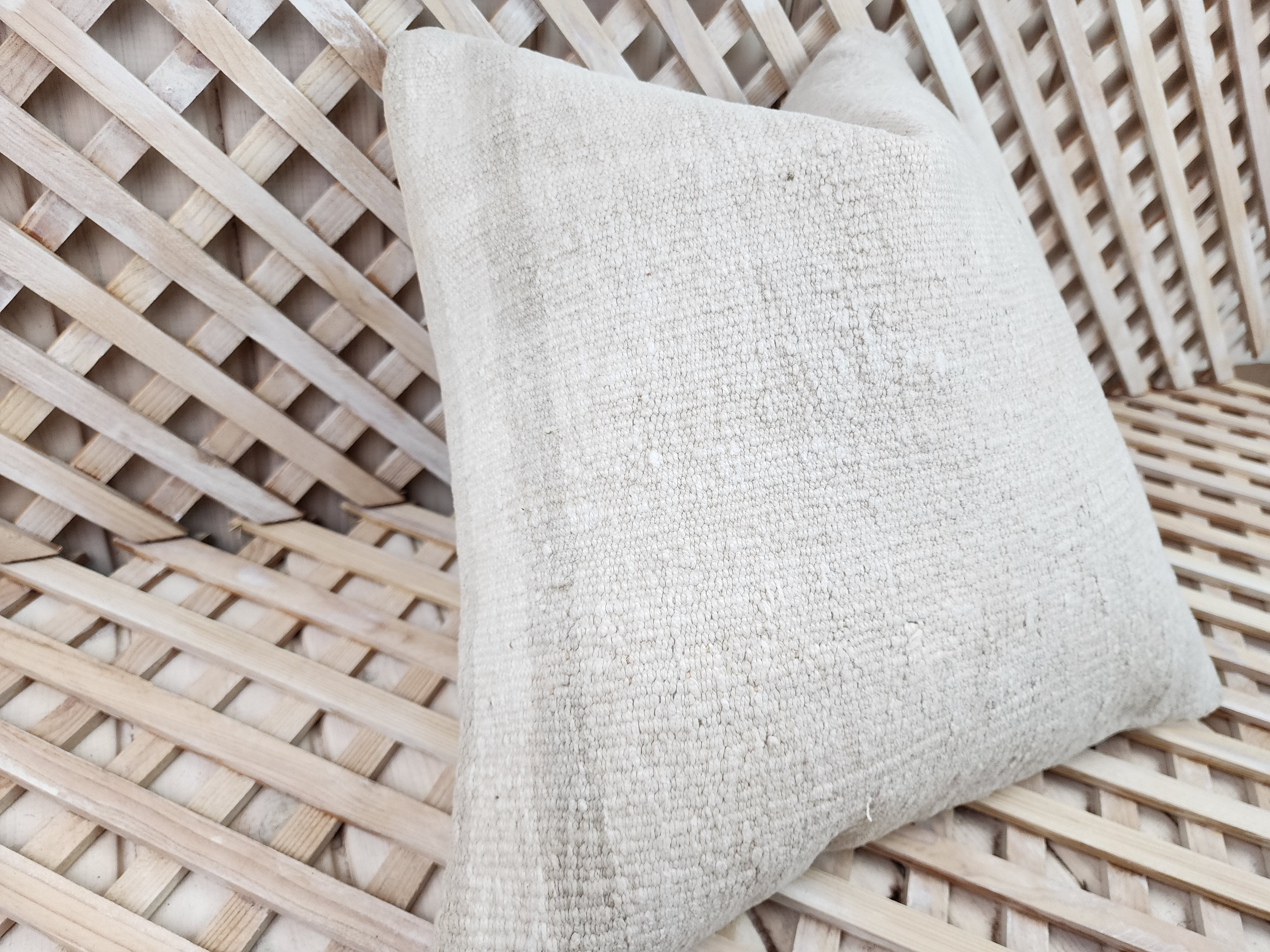 Hemp Kilim Pillow Cover 16 x 16 in