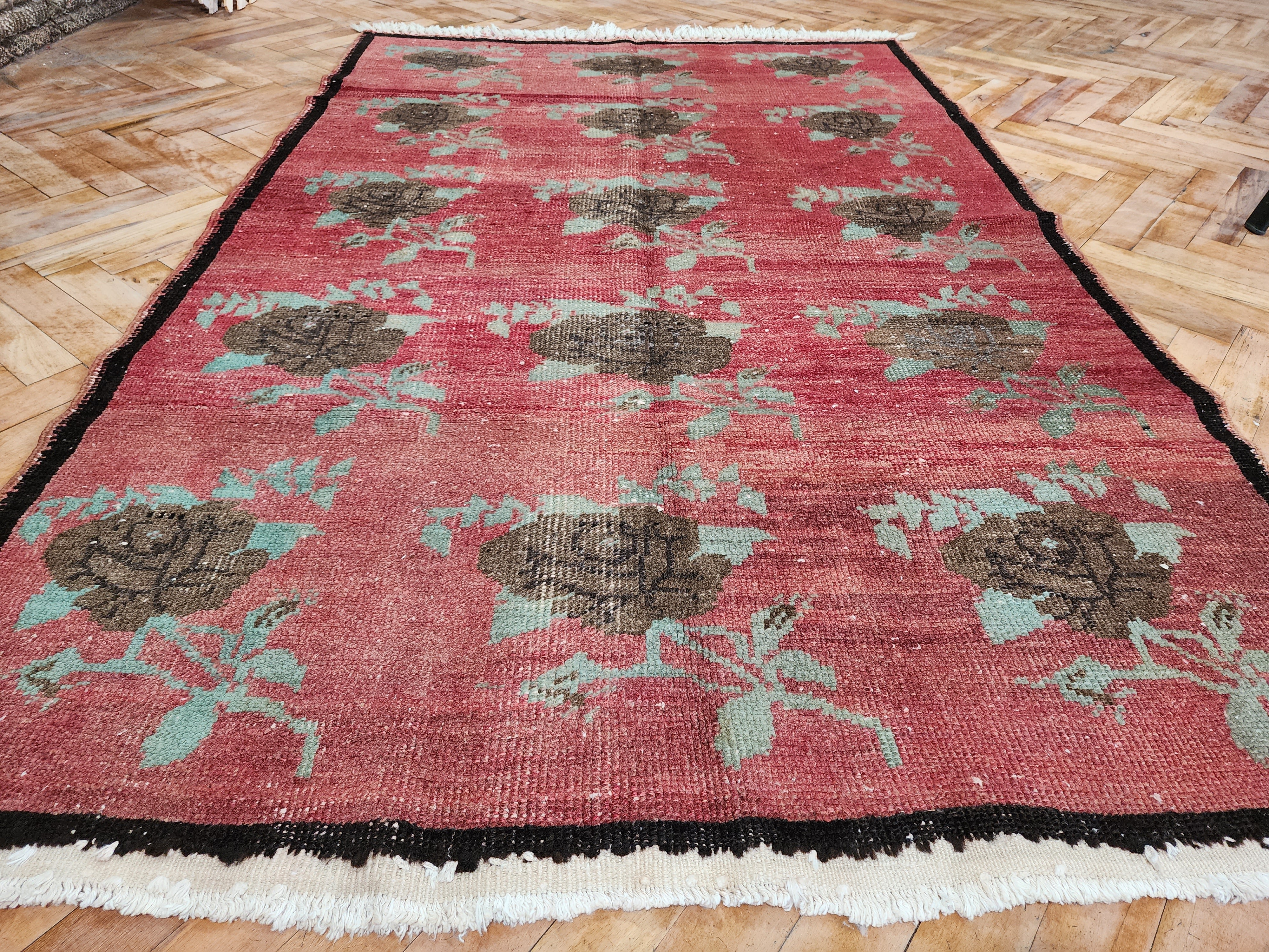 Vintage Anatolian Bohemian Rustic Rug, Sun Faded Pastel Distressed Rug, Organic Wool Living Room Decor Persian Area Rug 5'4"x3'5"