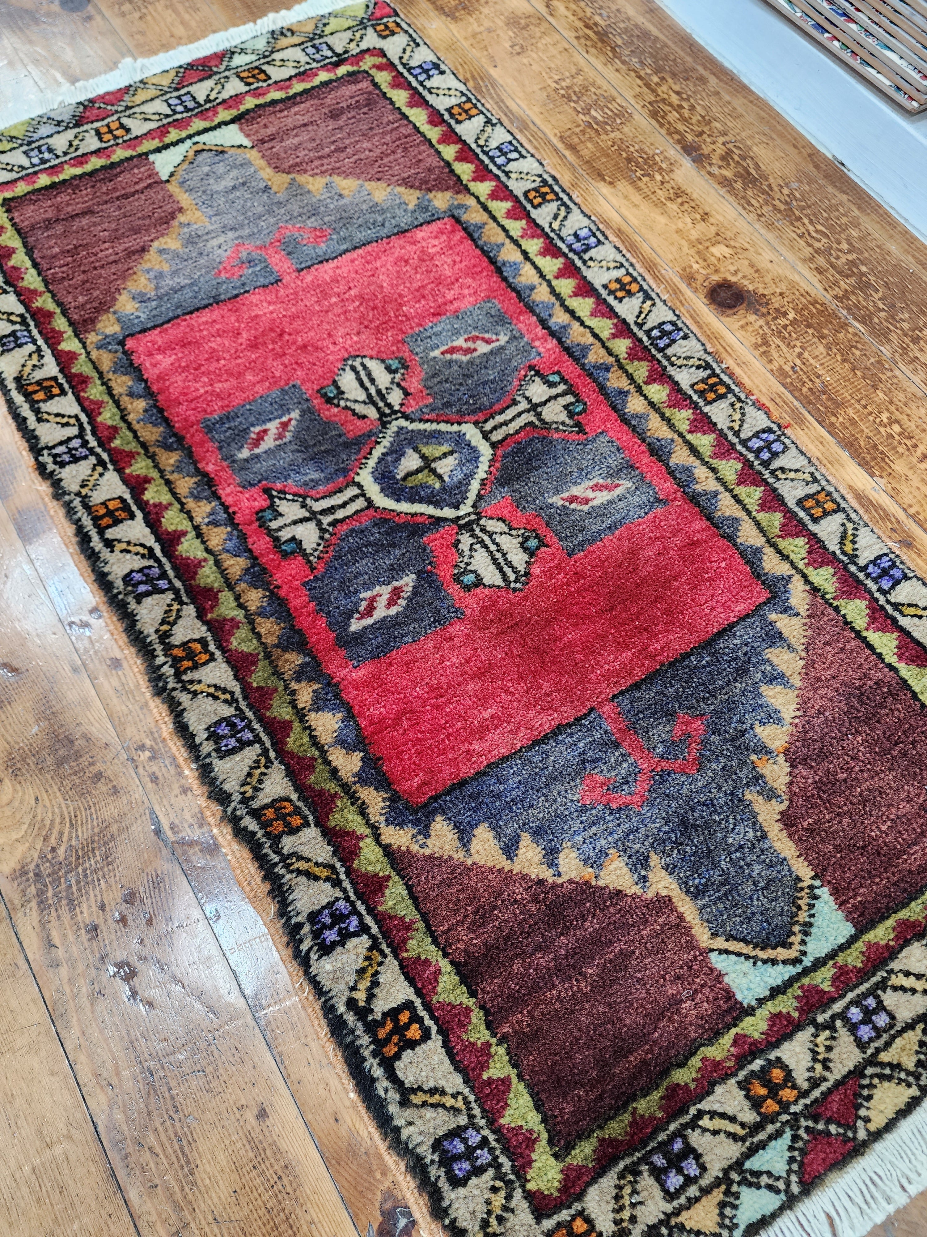 vintage Anatolian Small Rug — detail texture