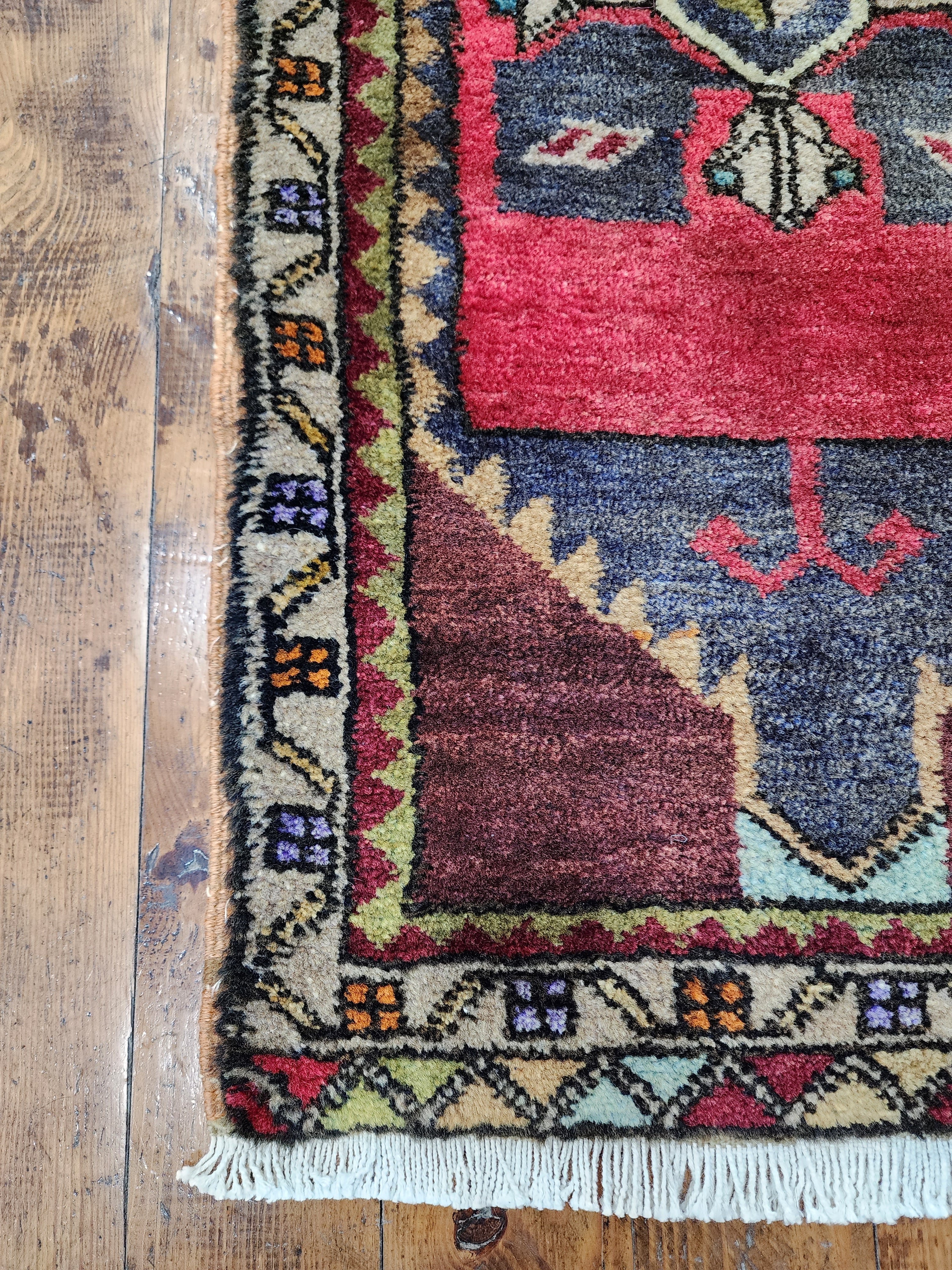 vintage Anatolian Small Rug — edge weave