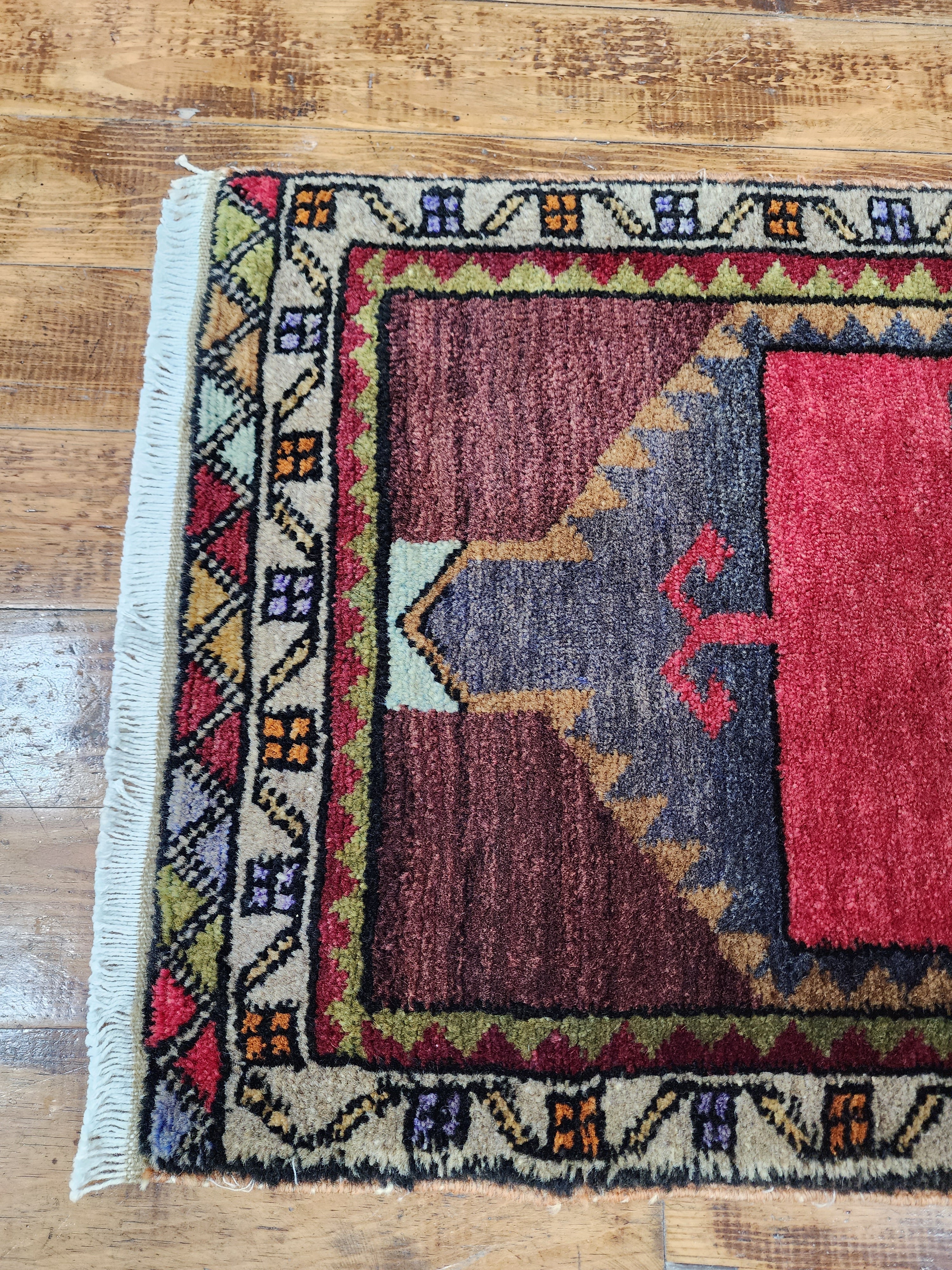 vintage Anatolian Small Rug — pile detail