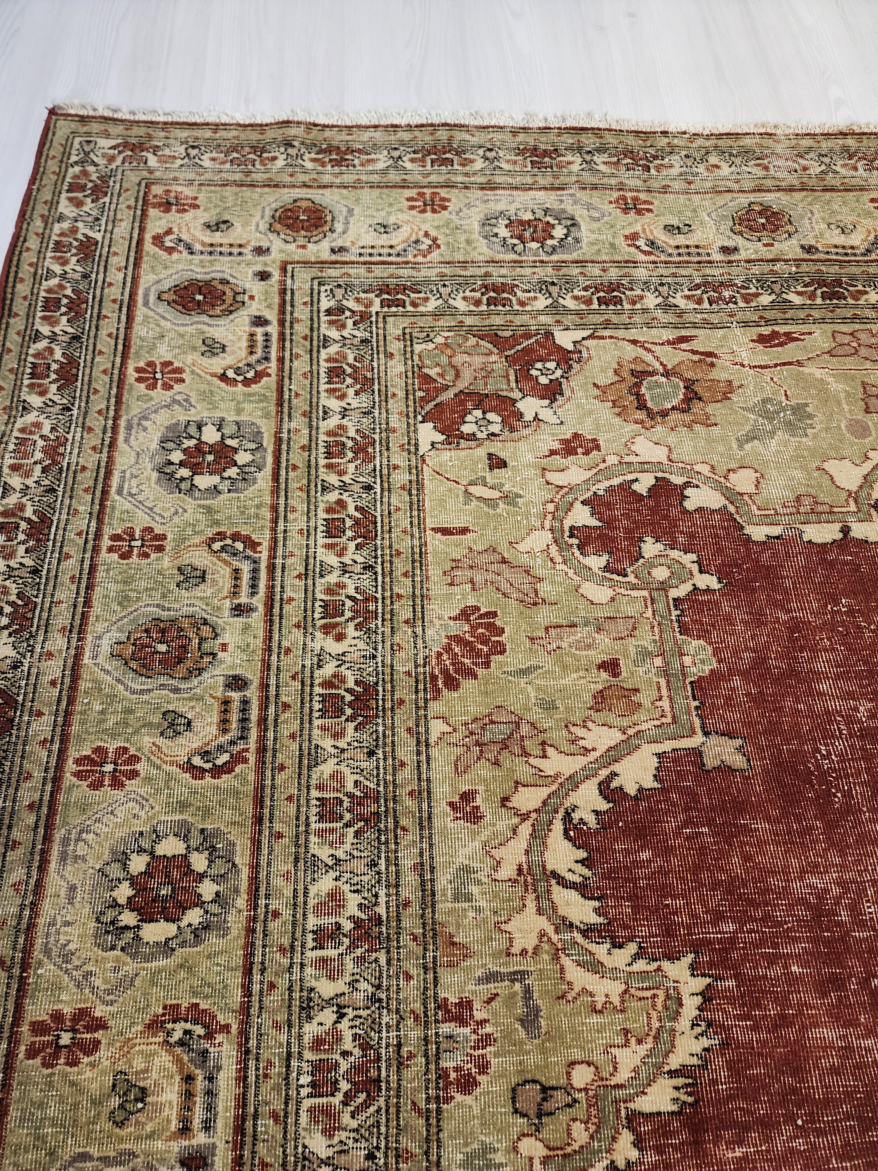 Large Persian Red and Green Living Room Handmade Carpet 9'3''x7'7''