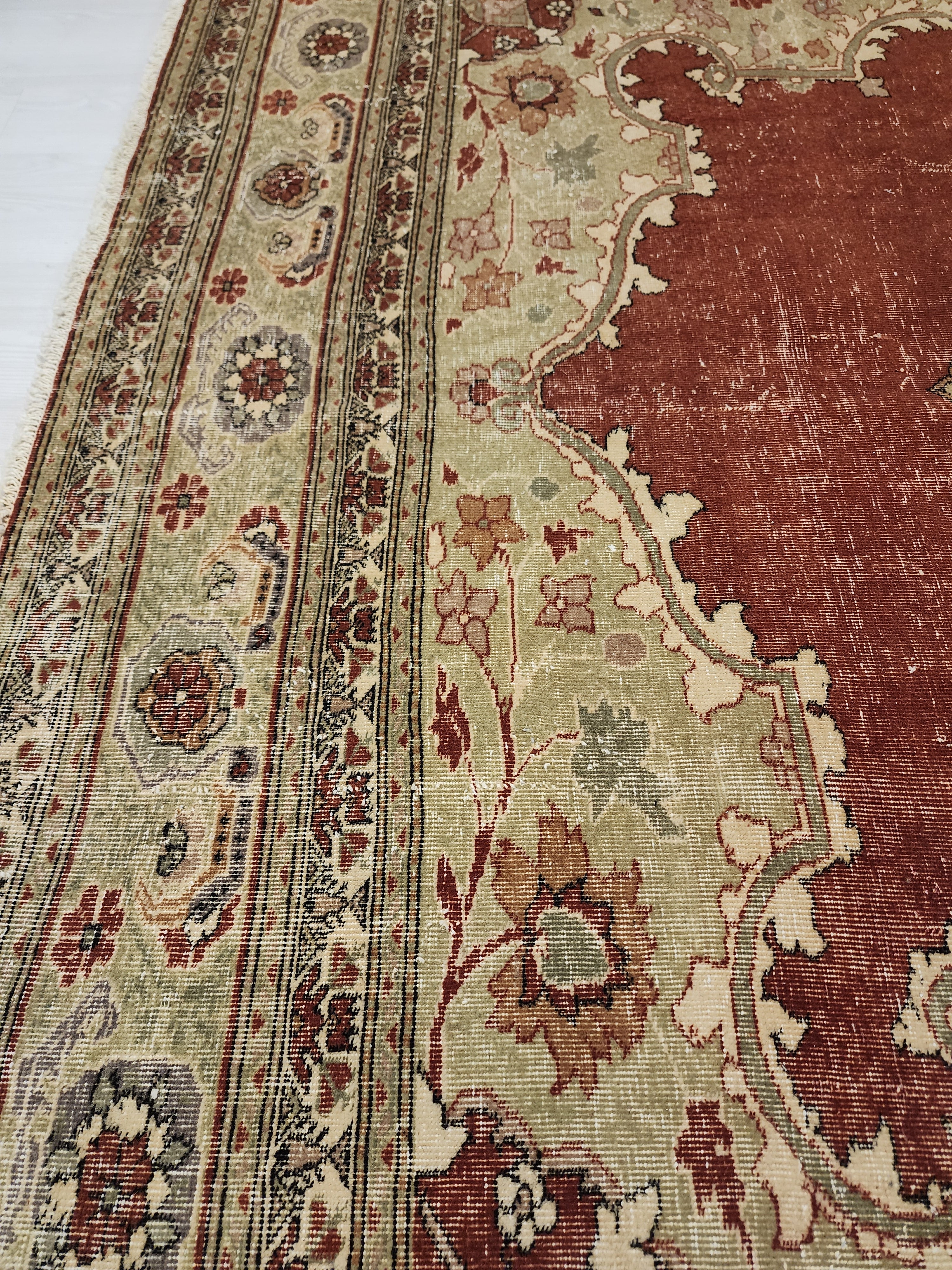 Large Persian Red and Green Living Room Handmade Carpet 9'3''x7'7''