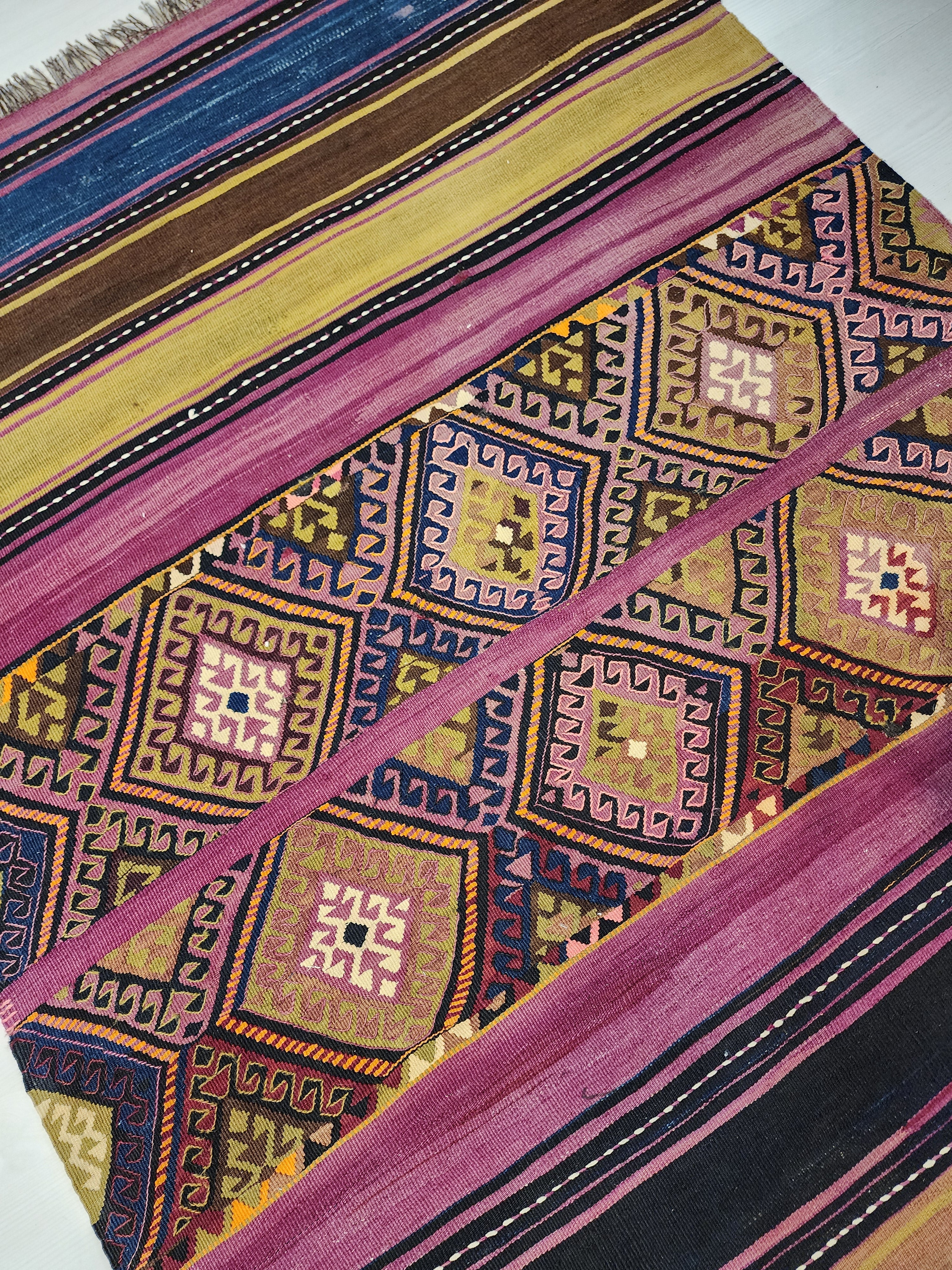 Antique Turkish Kilim Rug 6 x 5 ft, Antique Persian Boho Rustic Floor Rug