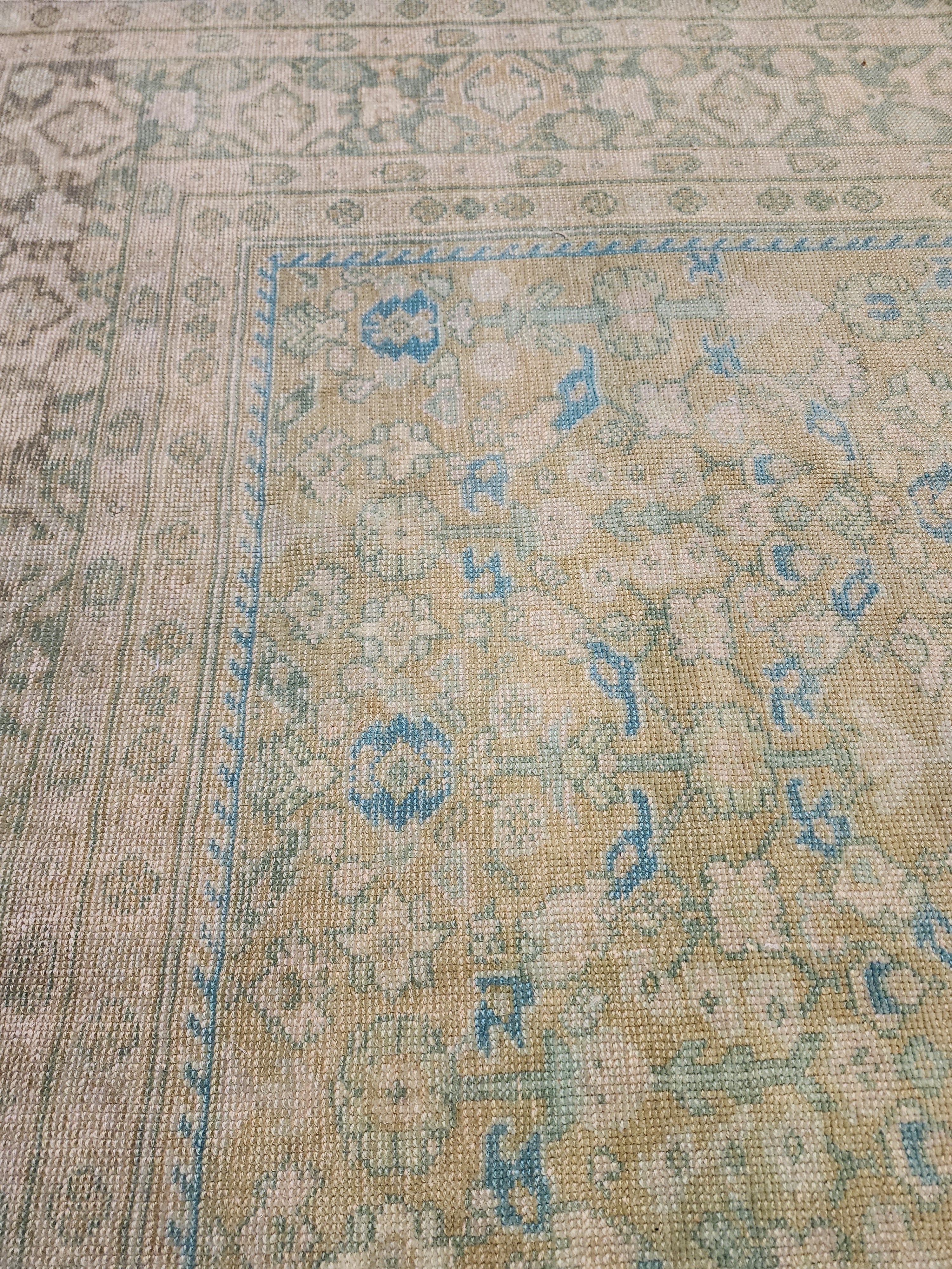 vintage Oushak Wool Large Area Rug — border pattern