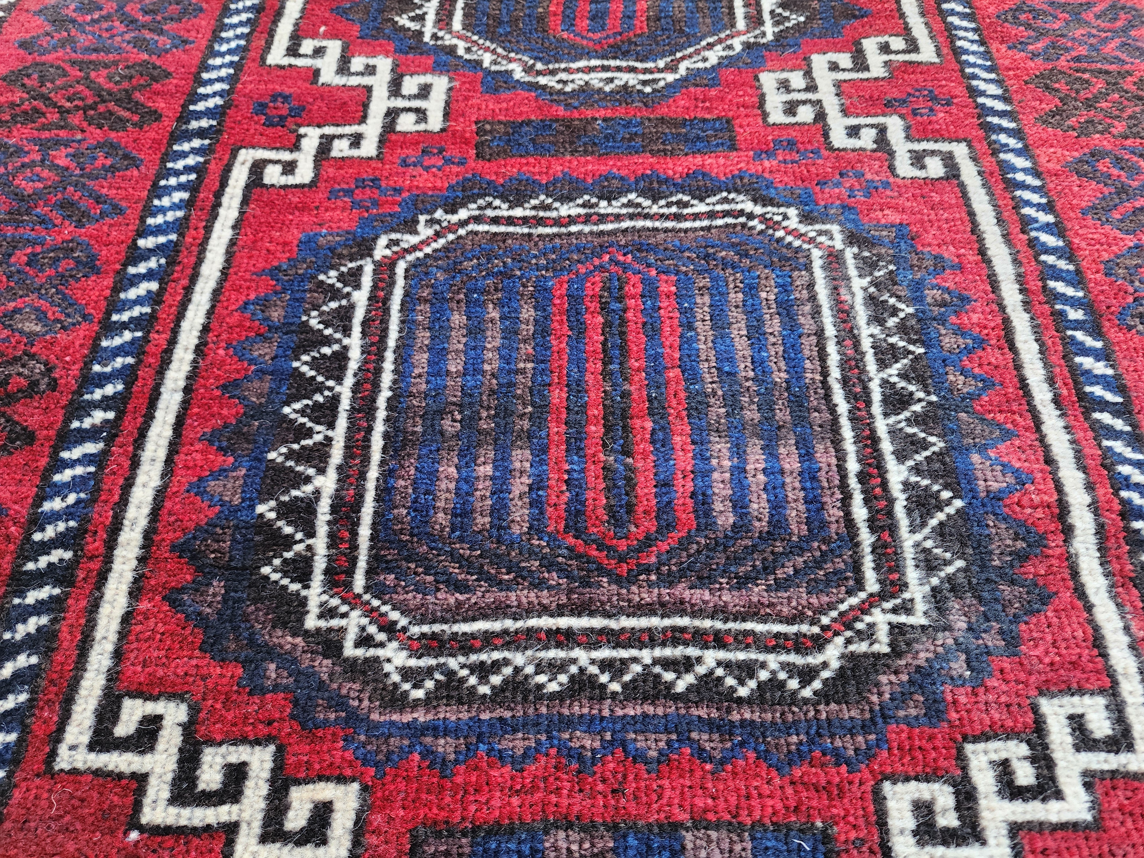 Persian Area Rug for the Living Room, Red and Blue Vintage Turkish Rug, Handmade Organic Wool Rug, Bohemian Decor Moroccan Rug 4'9"x2'10"