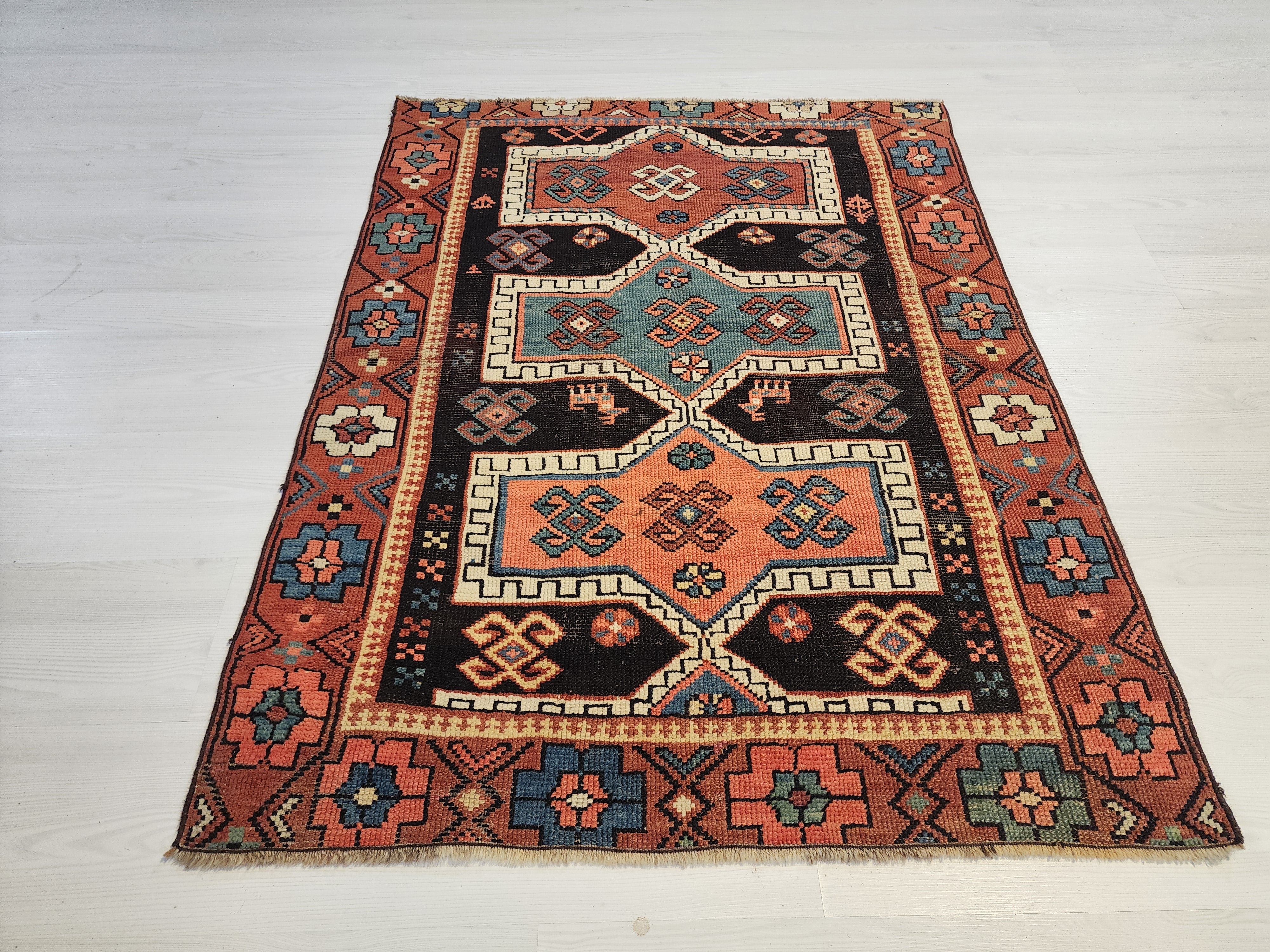 antique Cauasion Wool Rug, 4'3'' x 3'3'', Rustic Oriental Design — pattern close-up