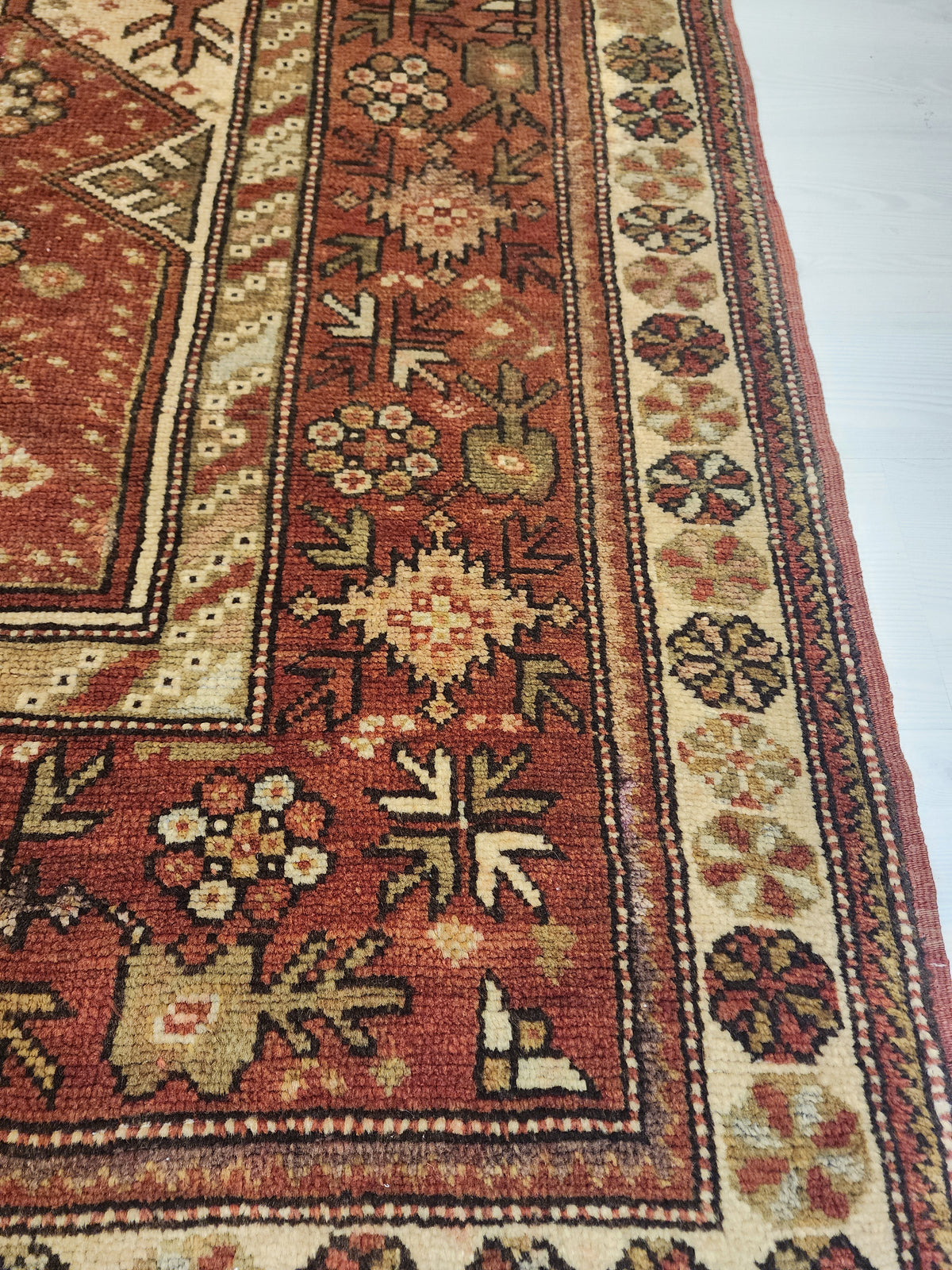 Antique Karaova prayer rug in red, brown and beige, 4'2" x 5'2", photo 5