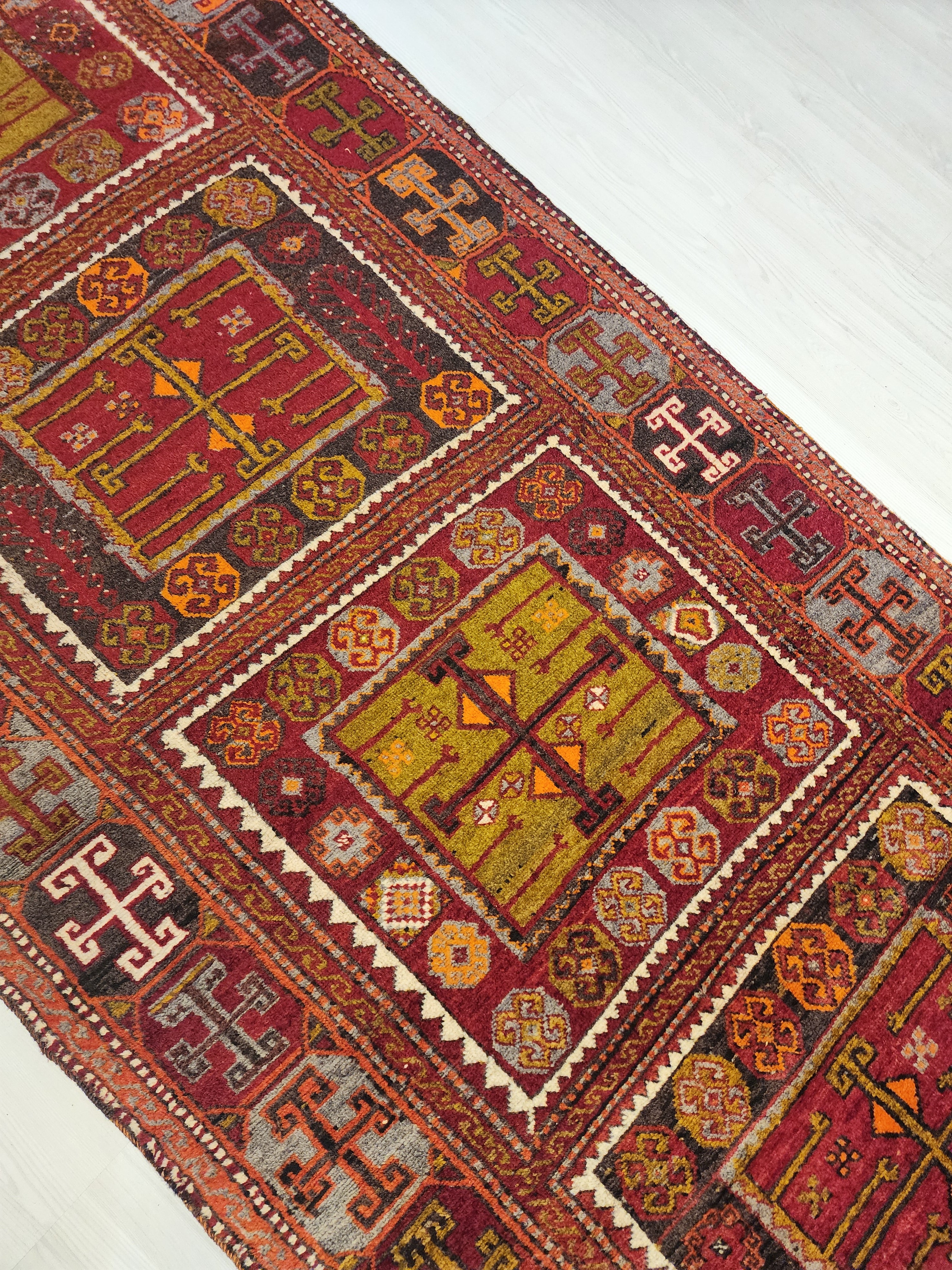 Antique Hallway Runner Rug, Red Orrange and Green Rug, Vintage Antique Recycled Old Rug, Handmade Natural Wool Persian Area Rug 10x4