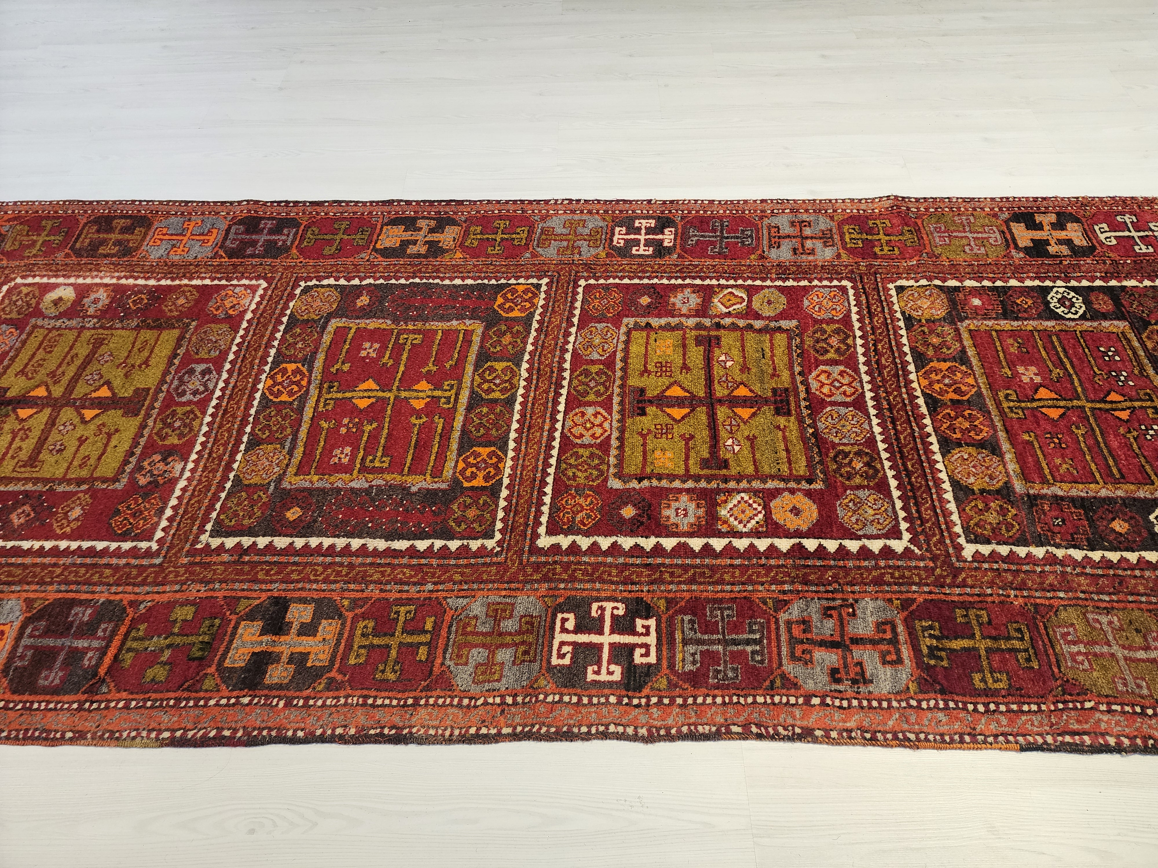 Antique Hallway Runner Rug, Red Orrange and Green Rug, Vintage Antique Recycled Old Rug, Handmade Natural Wool Persian Area Rug 10x4