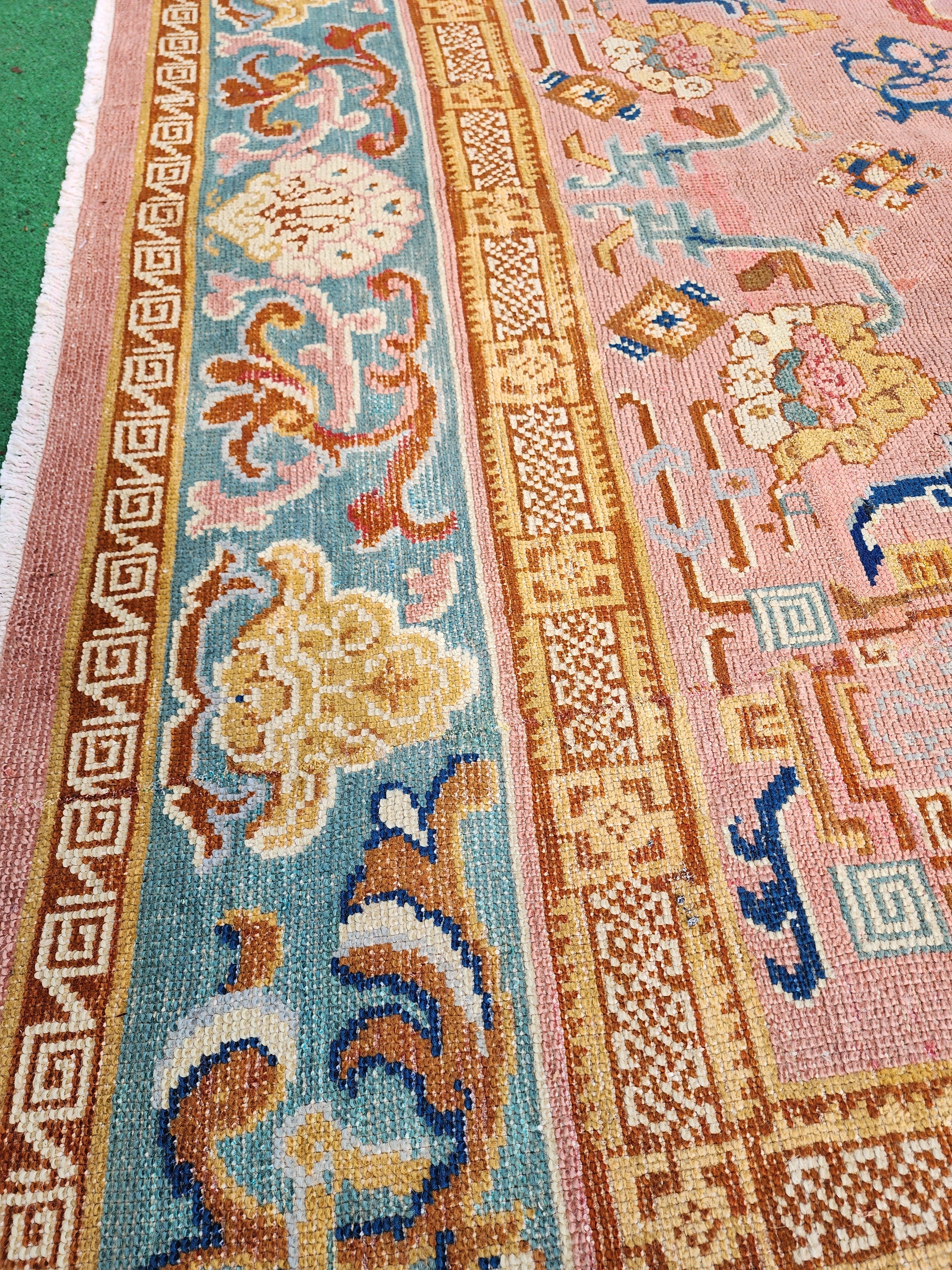 antique Oushak Wool Large Area Rug — pattern close-up