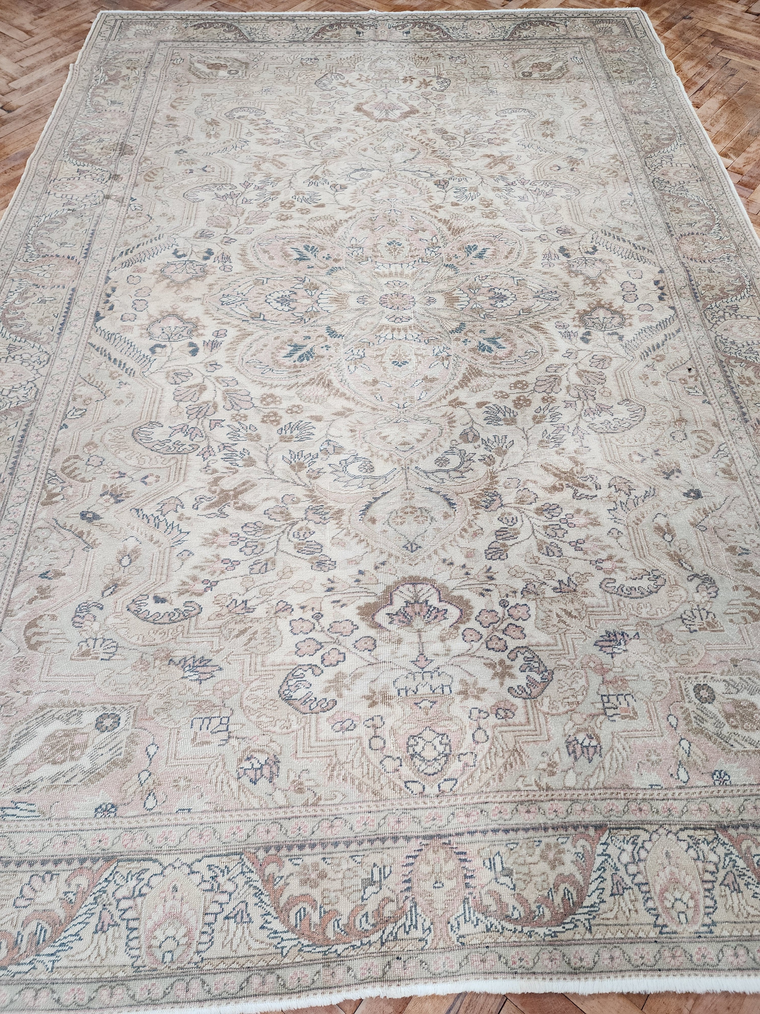 vintage Kayseri Wool Large Area Rug — detail texture